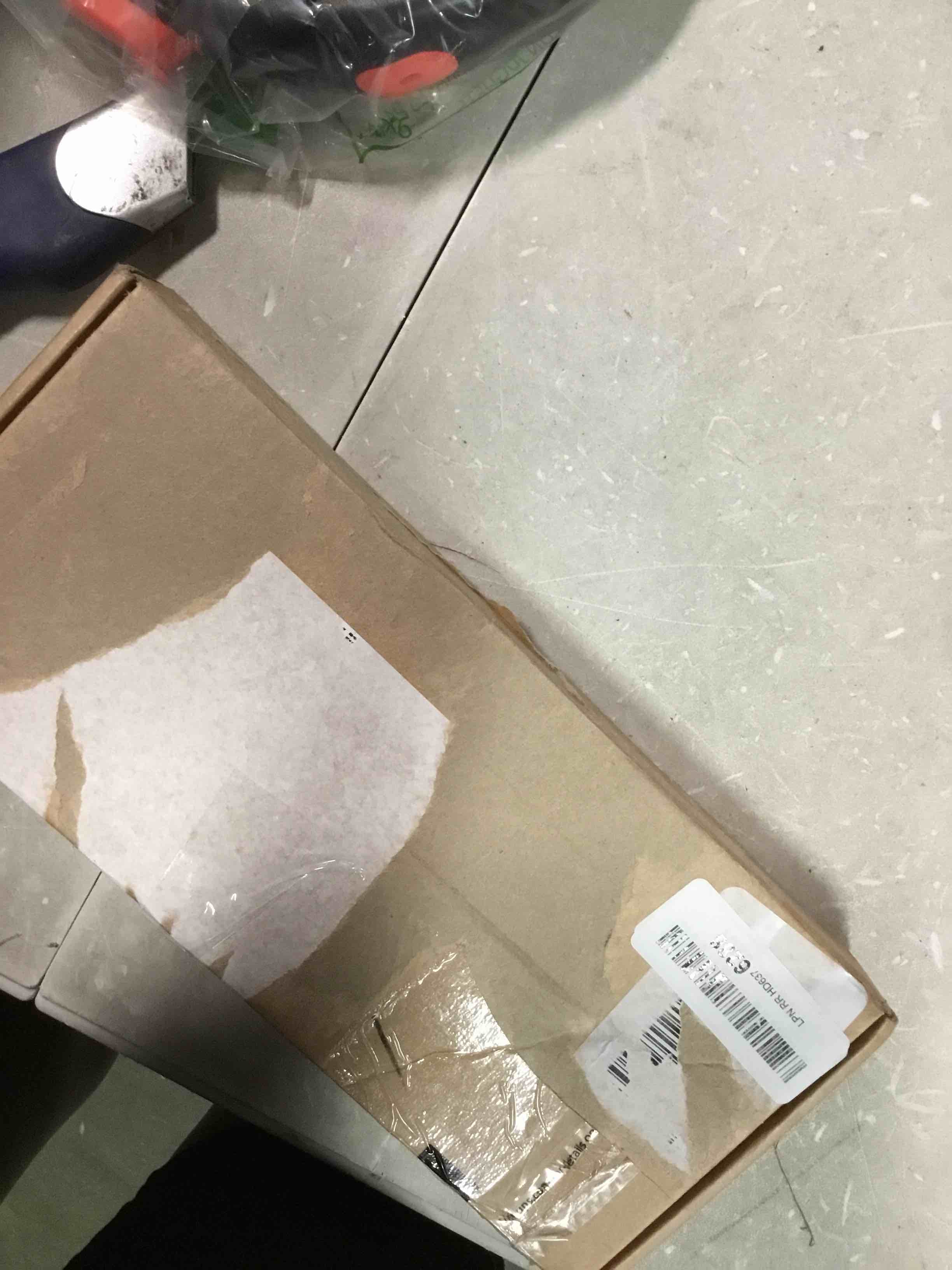 https://s3.amazonaws.com/lotting-images-prod/bidfta/ORG5706190_1716215724924.jpeg