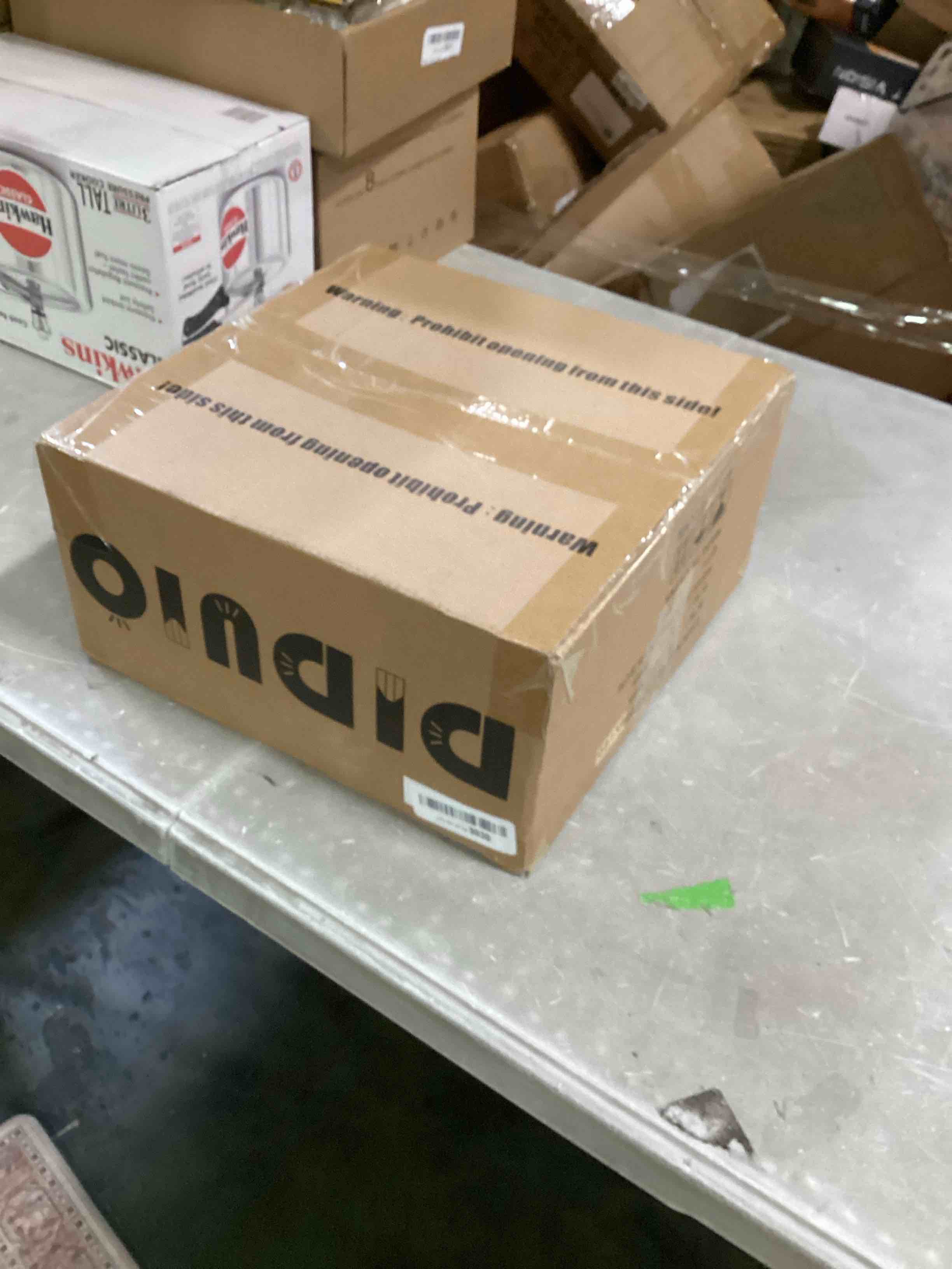 https://s3.amazonaws.com/lotting-images-prod/bidfta/ORG5706473_1715021374831.jpeg