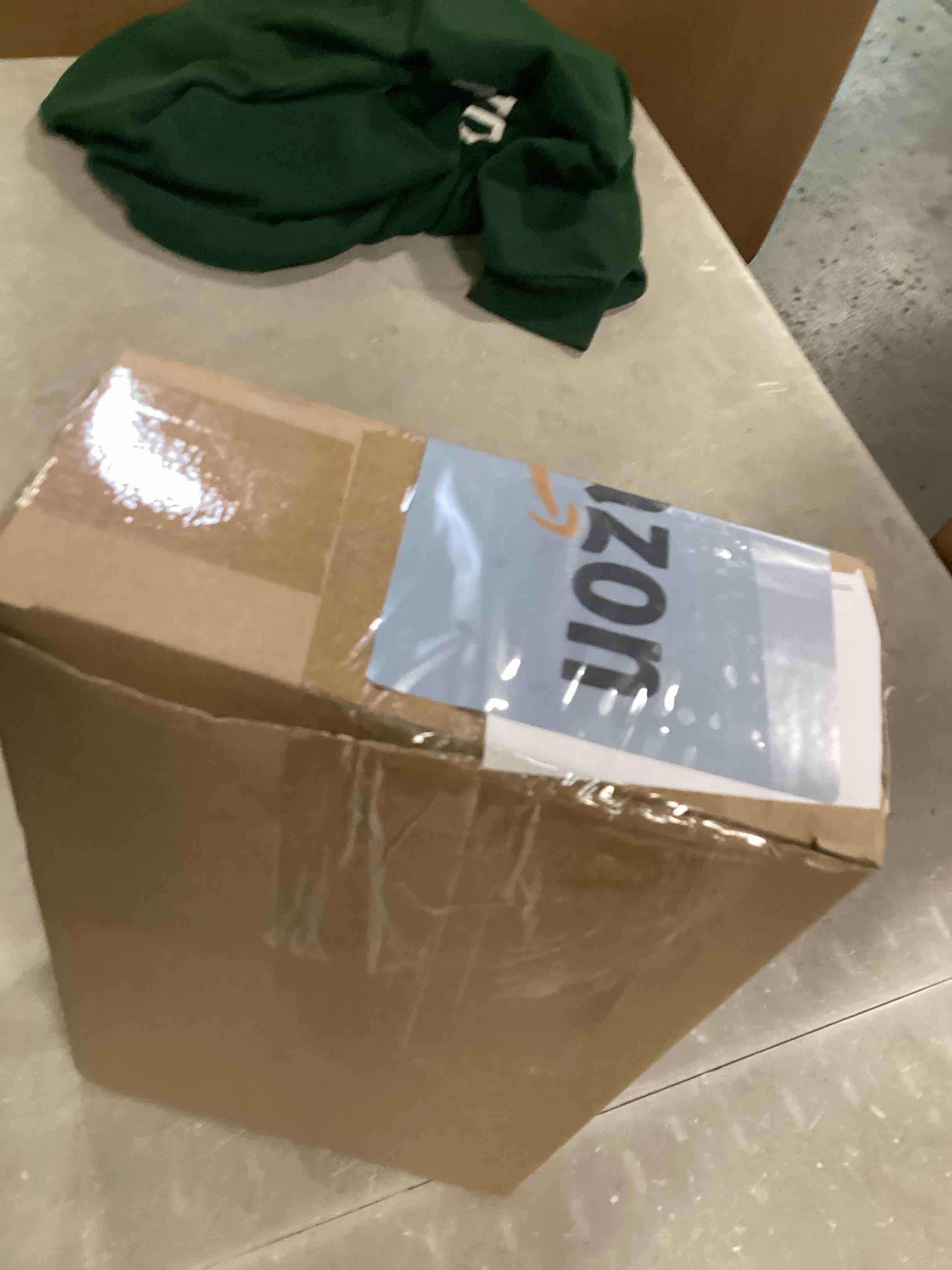 https://s3.amazonaws.com/lotting-images-prod/bidfta/ORG5706757_1715183006653.jpeg