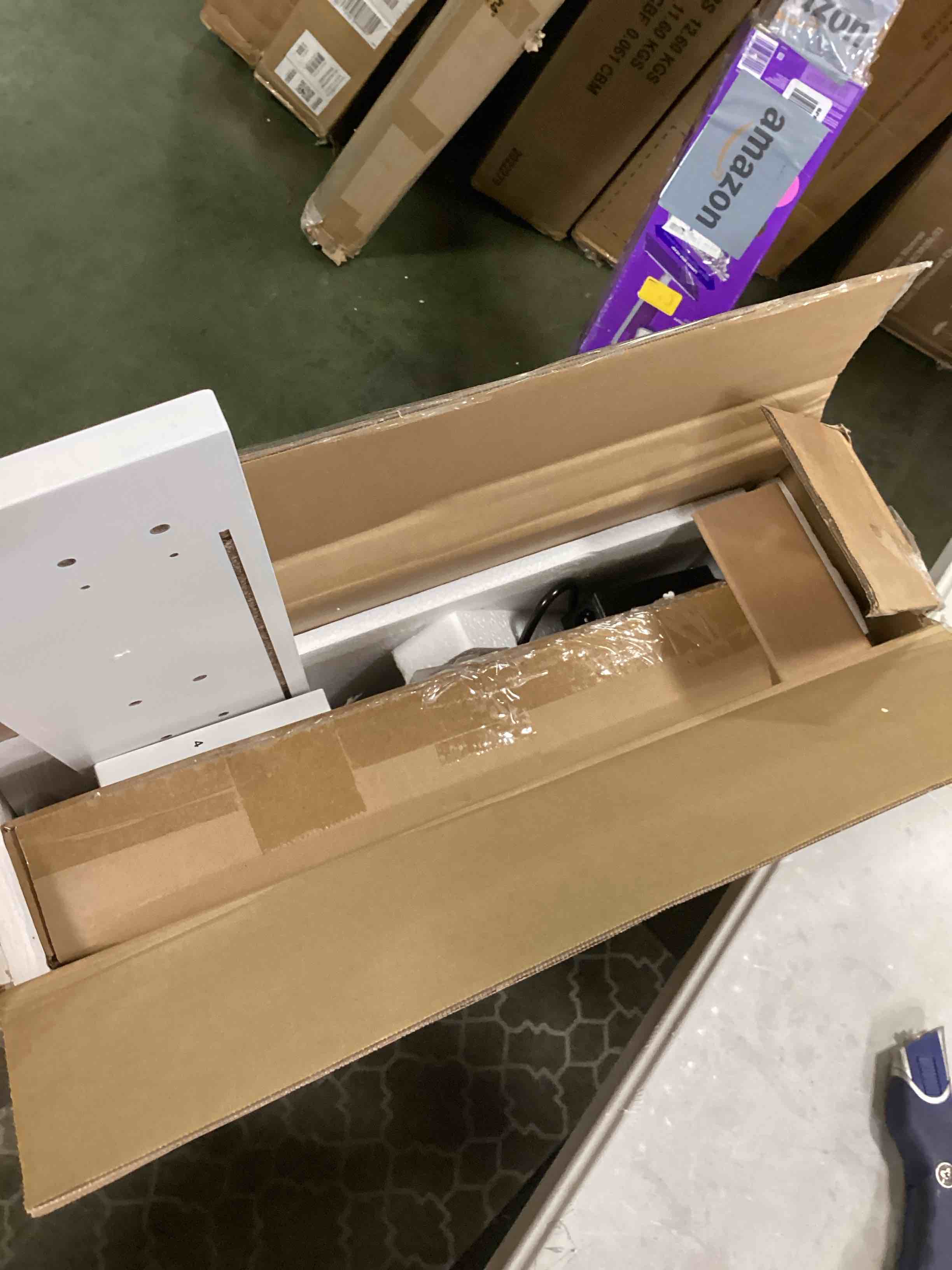 https://s3.amazonaws.com/lotting-images-prod/bidfta/ORG5706927_1715359616471.jpeg