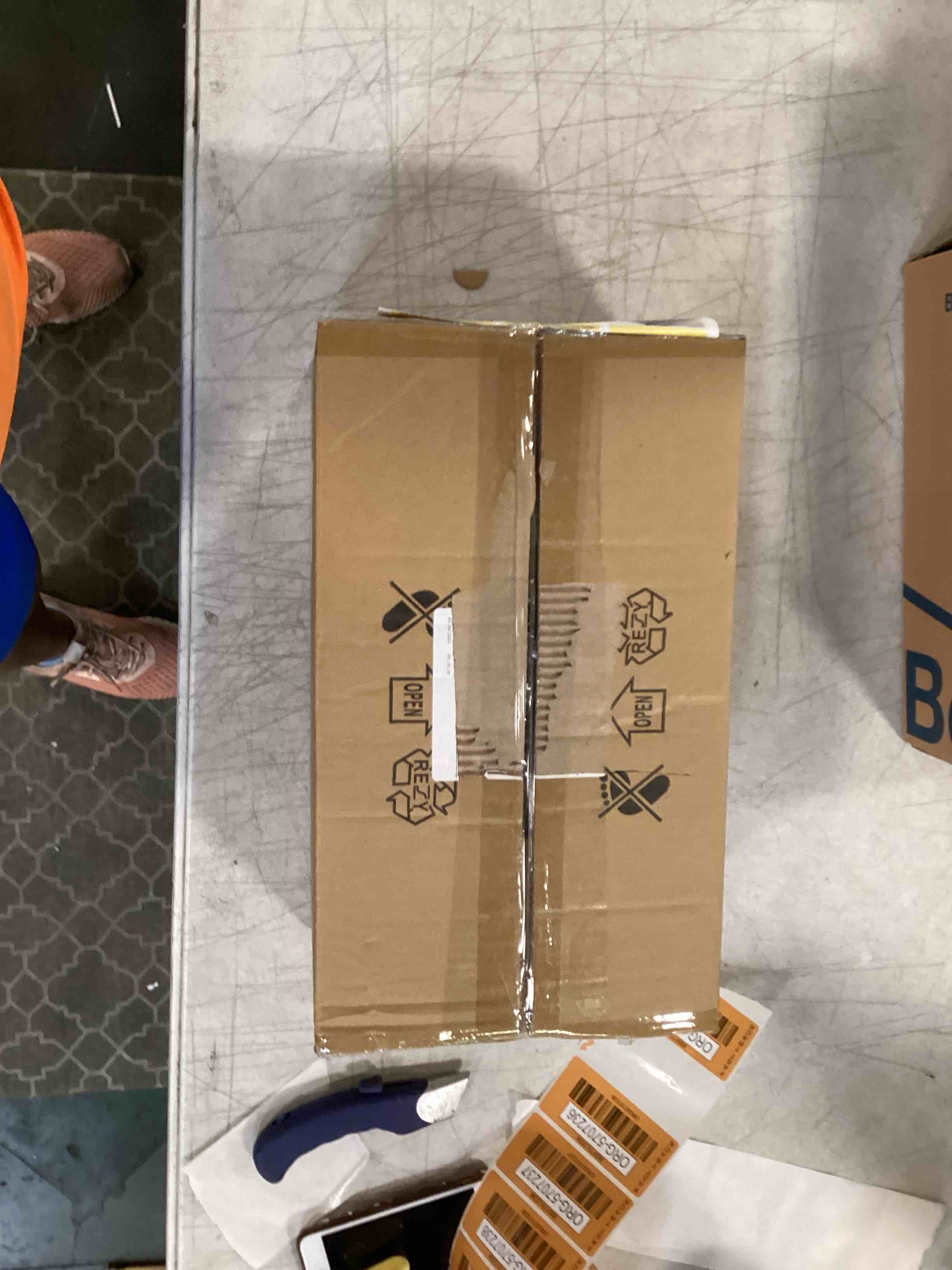 https://s3.amazonaws.com/lotting-images-prod/bidfta/ORG5707234_1715714807869.jpeg