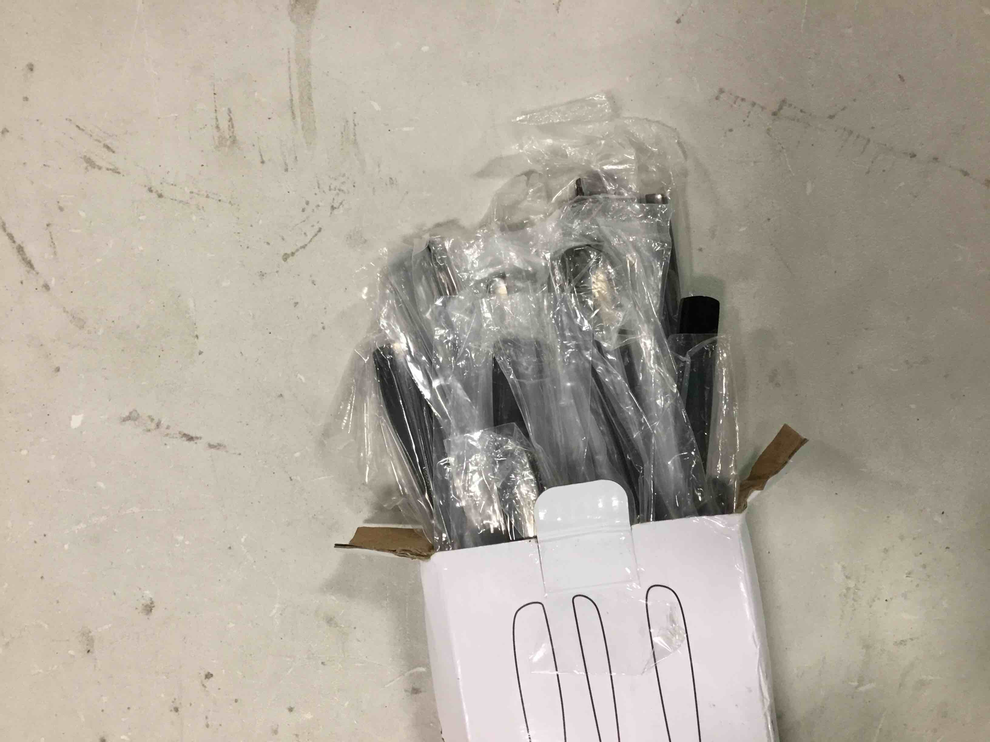 https://s3.amazonaws.com/lotting-images-prod/bidfta/ORG5707460_1715948430720.jpeg