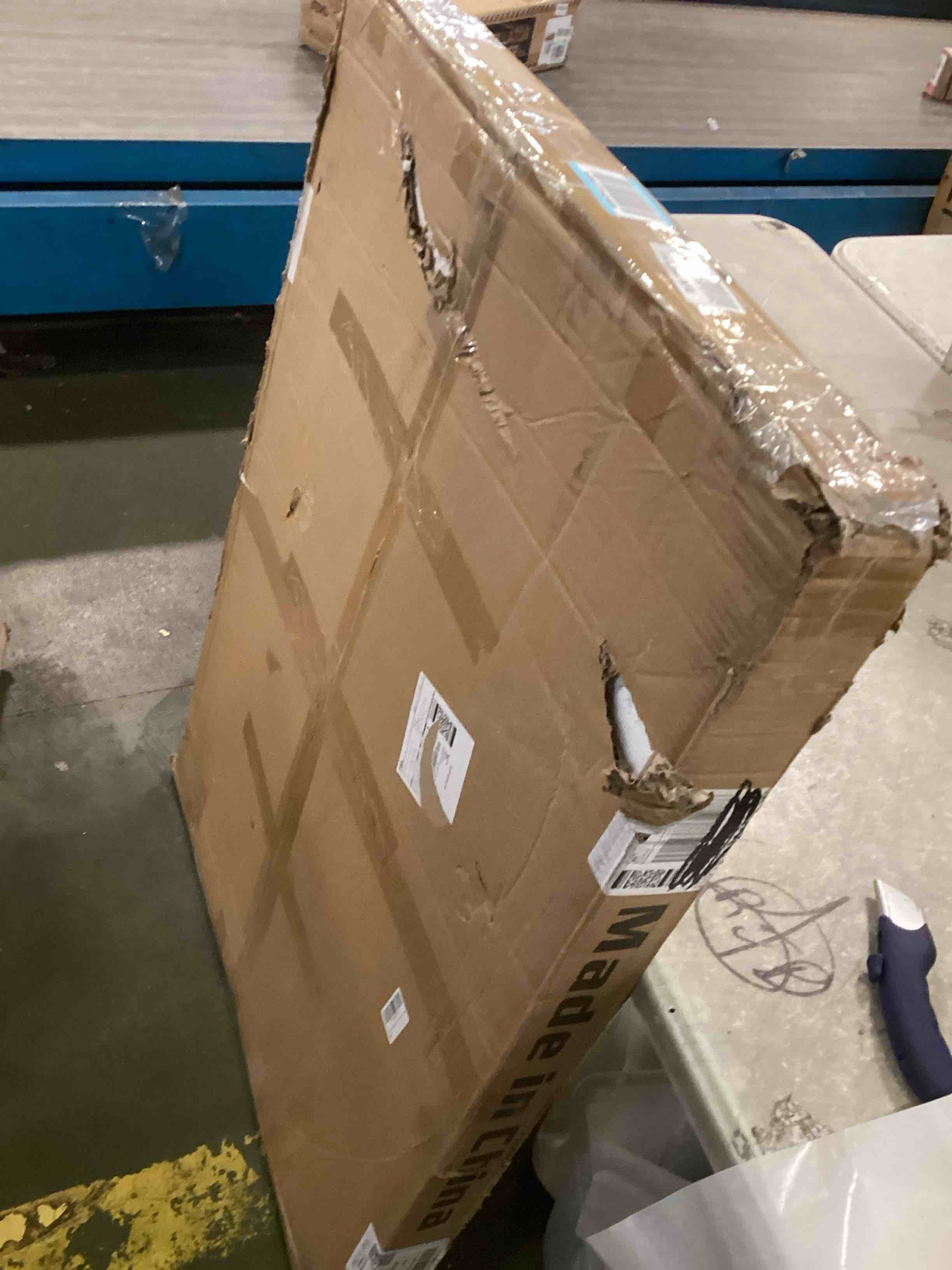 https://s3.amazonaws.com/lotting-images-prod/bidfta/ORG5708612_1714747869999.jpeg
