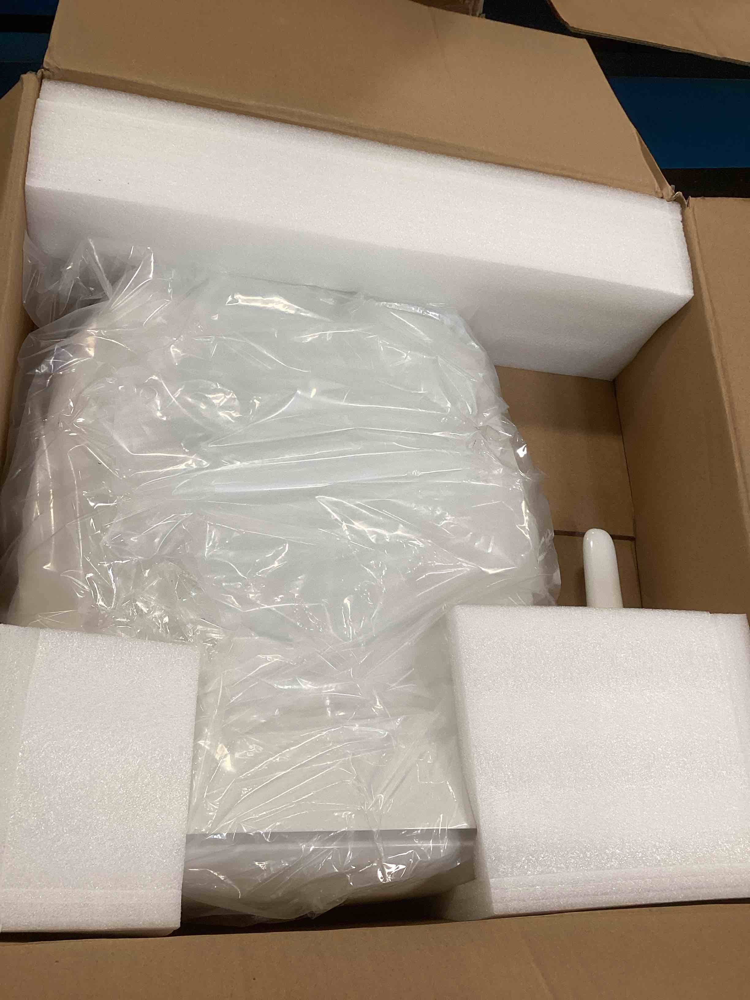 https://s3.amazonaws.com/lotting-images-prod/bidfta/ORG5709185_1715097396206.jpeg