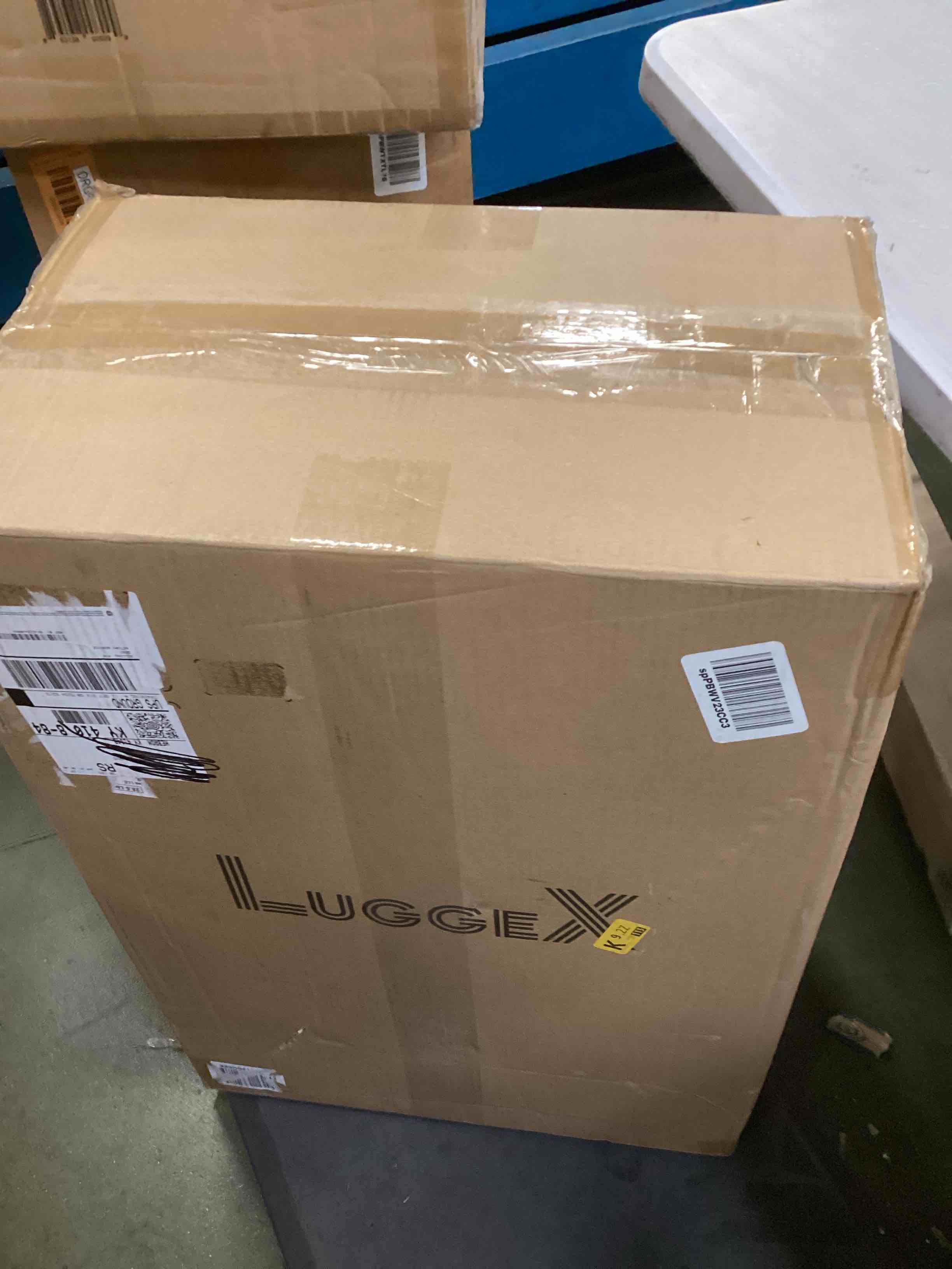 https://s3.amazonaws.com/lotting-images-prod/bidfta/ORG5709203_1715099153733.jpeg