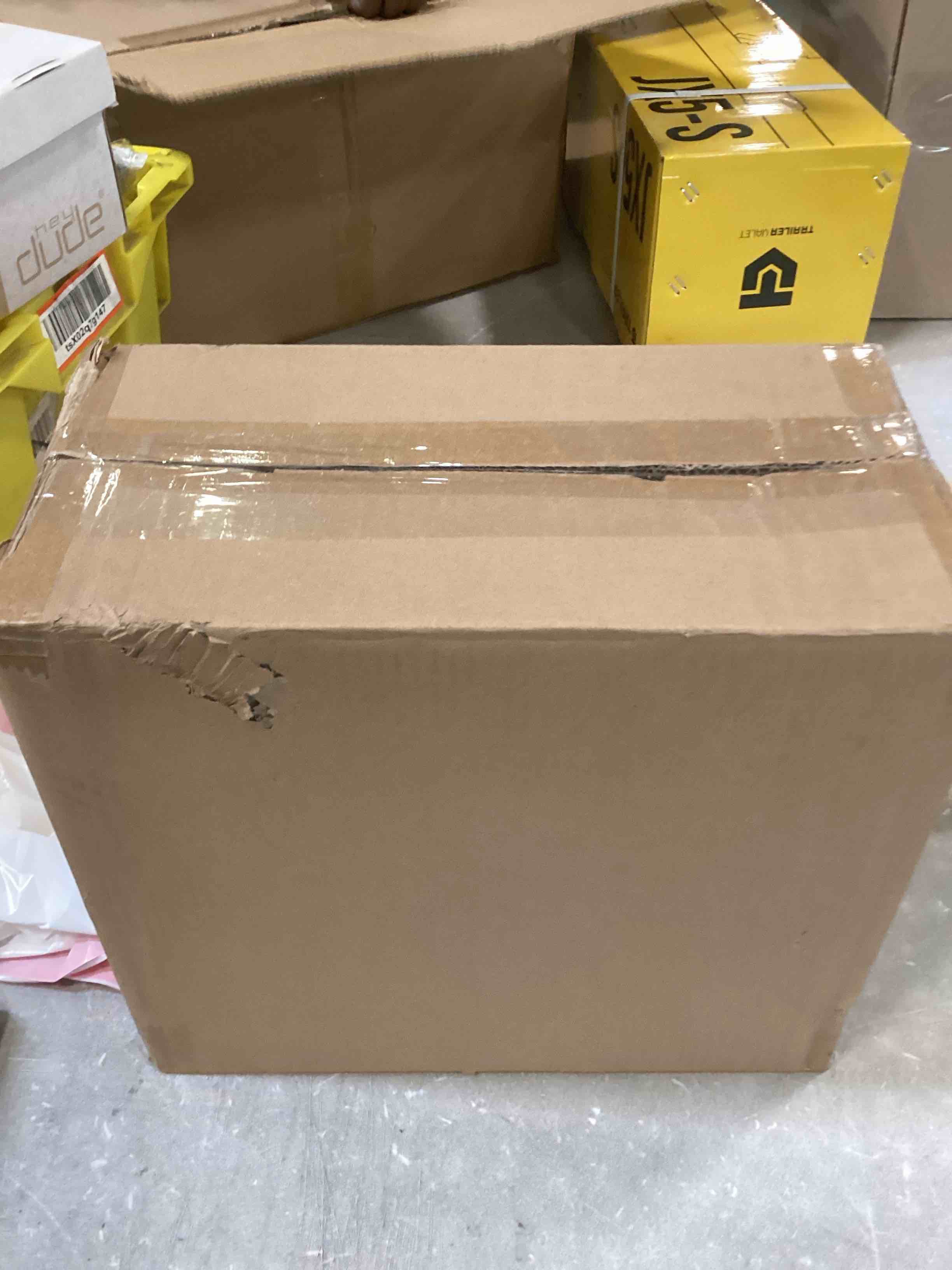 https://s3.amazonaws.com/lotting-images-prod/bidfta/ORG5709390_1715175986117.jpeg