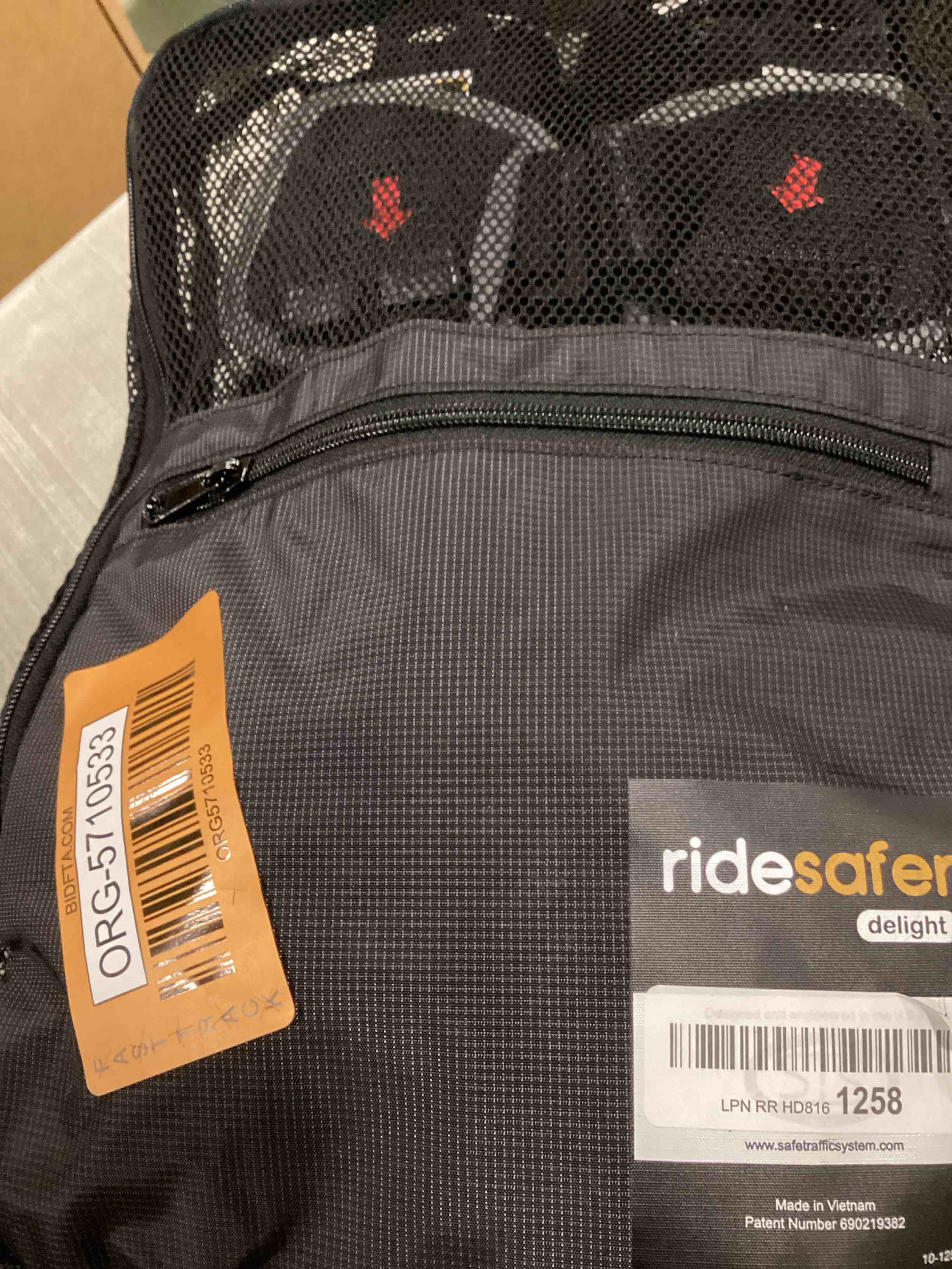 https://s3.amazonaws.com/lotting-images-prod/bidfta/ORG5710533_1715103443166.jpeg