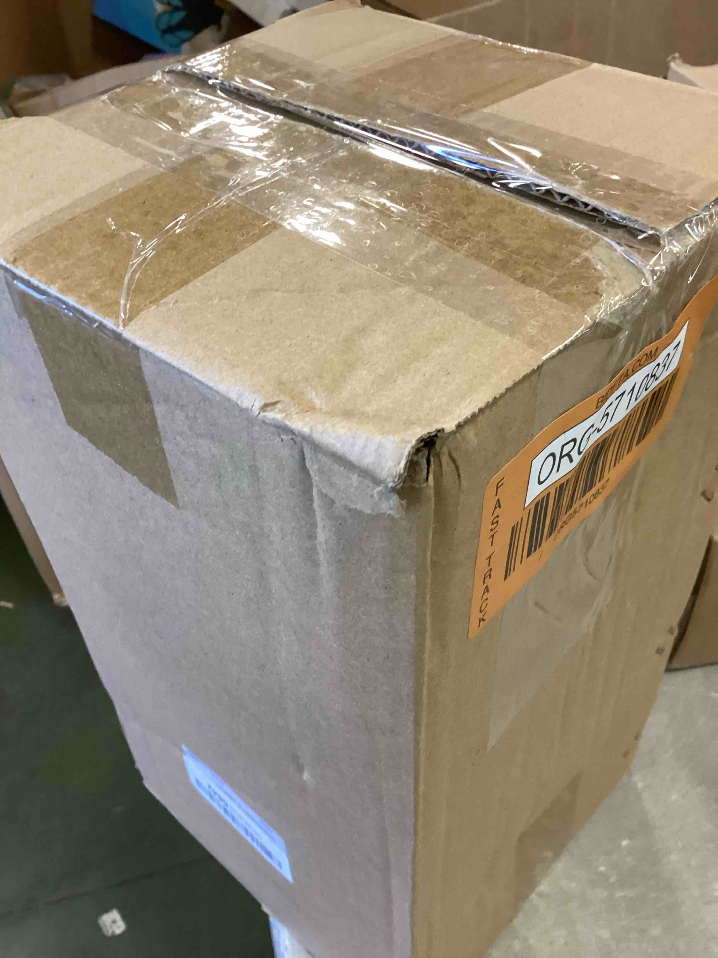 https://s3.amazonaws.com/lotting-images-prod/bidfta/ORG5710837_1715362058755.jpeg