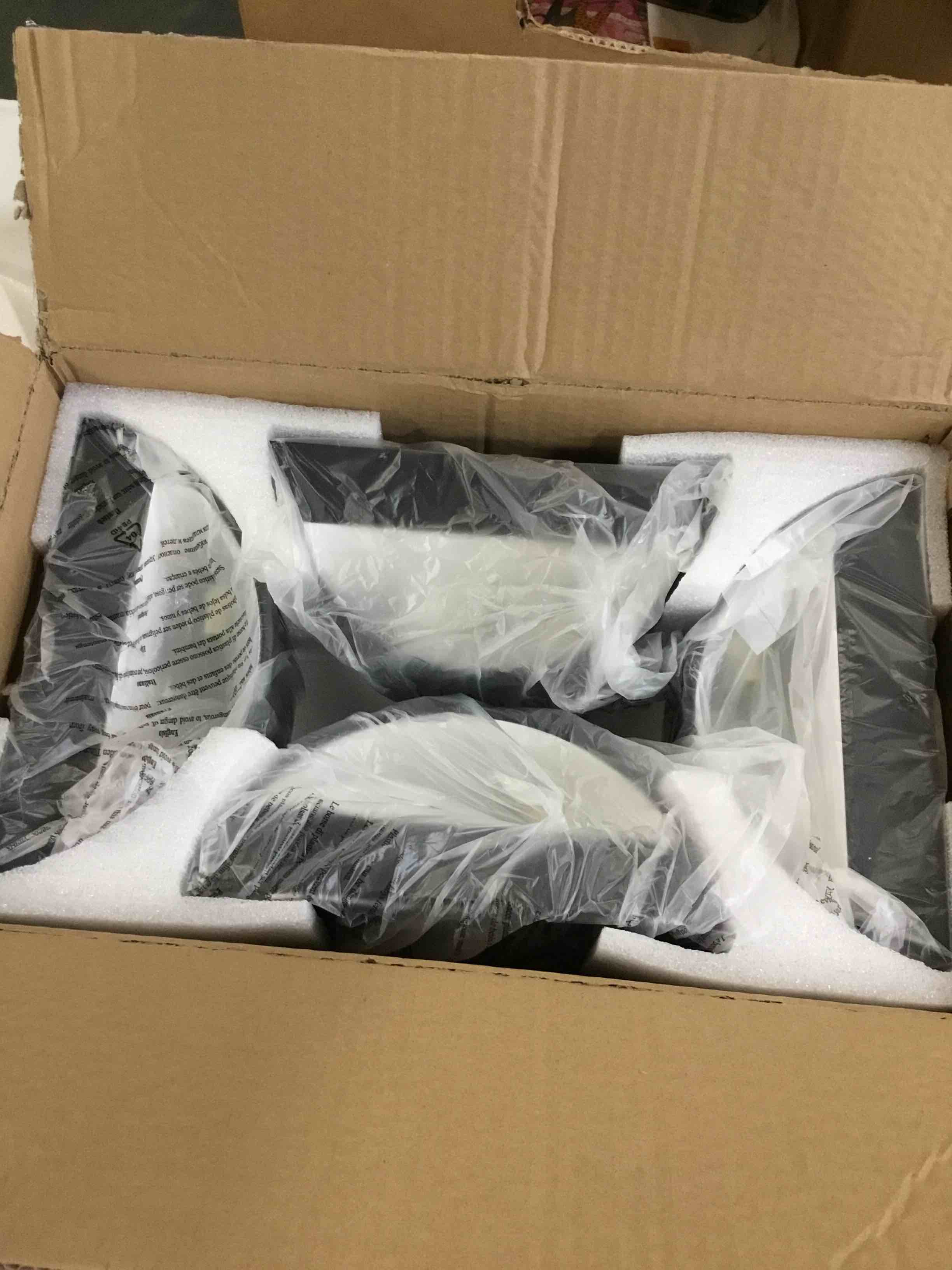 https://s3.amazonaws.com/lotting-images-prod/bidfta/ORG5711028_1715096786304.jpeg