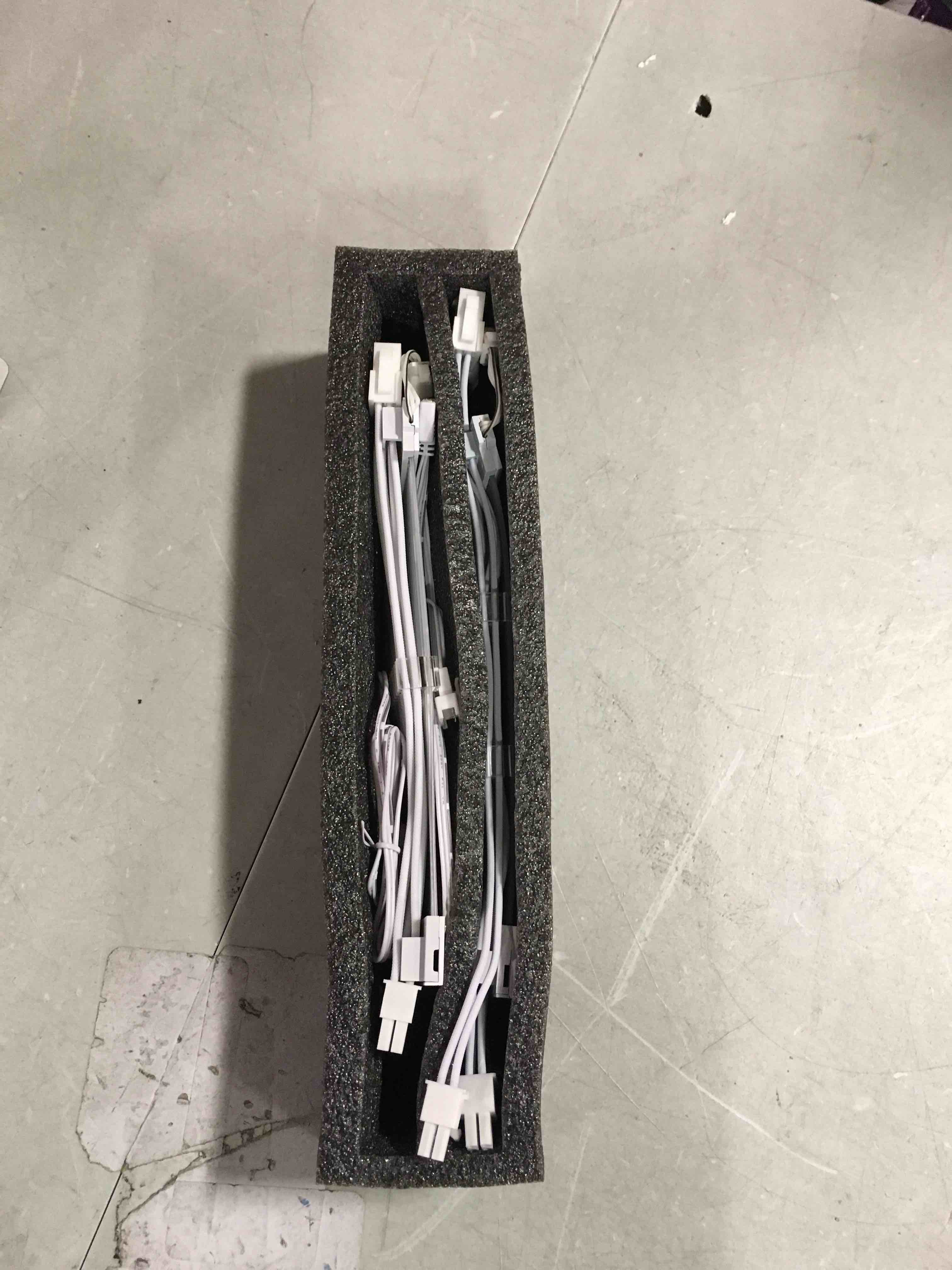 https://s3.amazonaws.com/lotting-images-prod/bidfta/ORG5711673_1716307111395.jpeg
