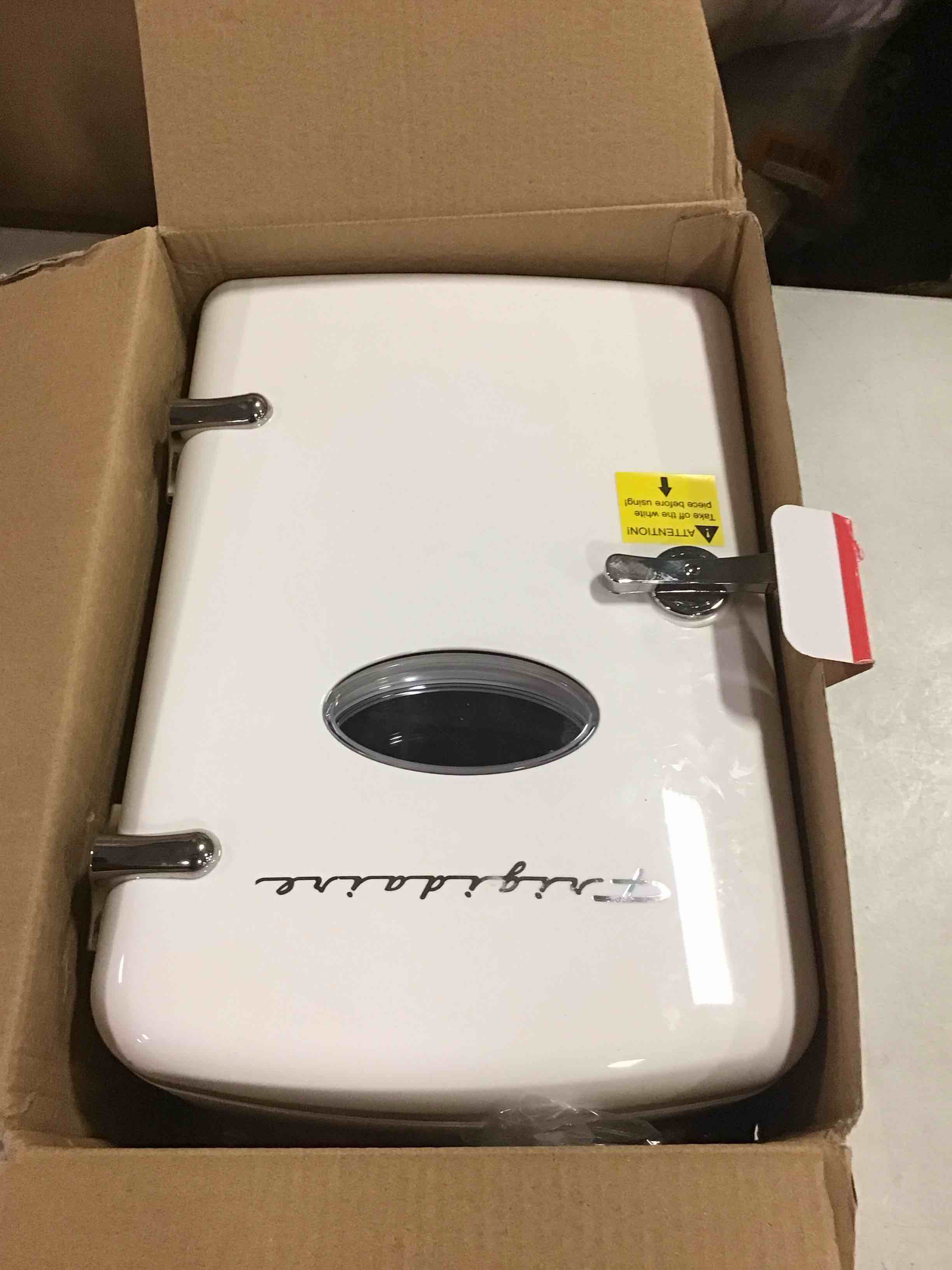 https://s3.amazonaws.com/lotting-images-prod/bidfta/ORG5711765_1716317851599.jpeg
