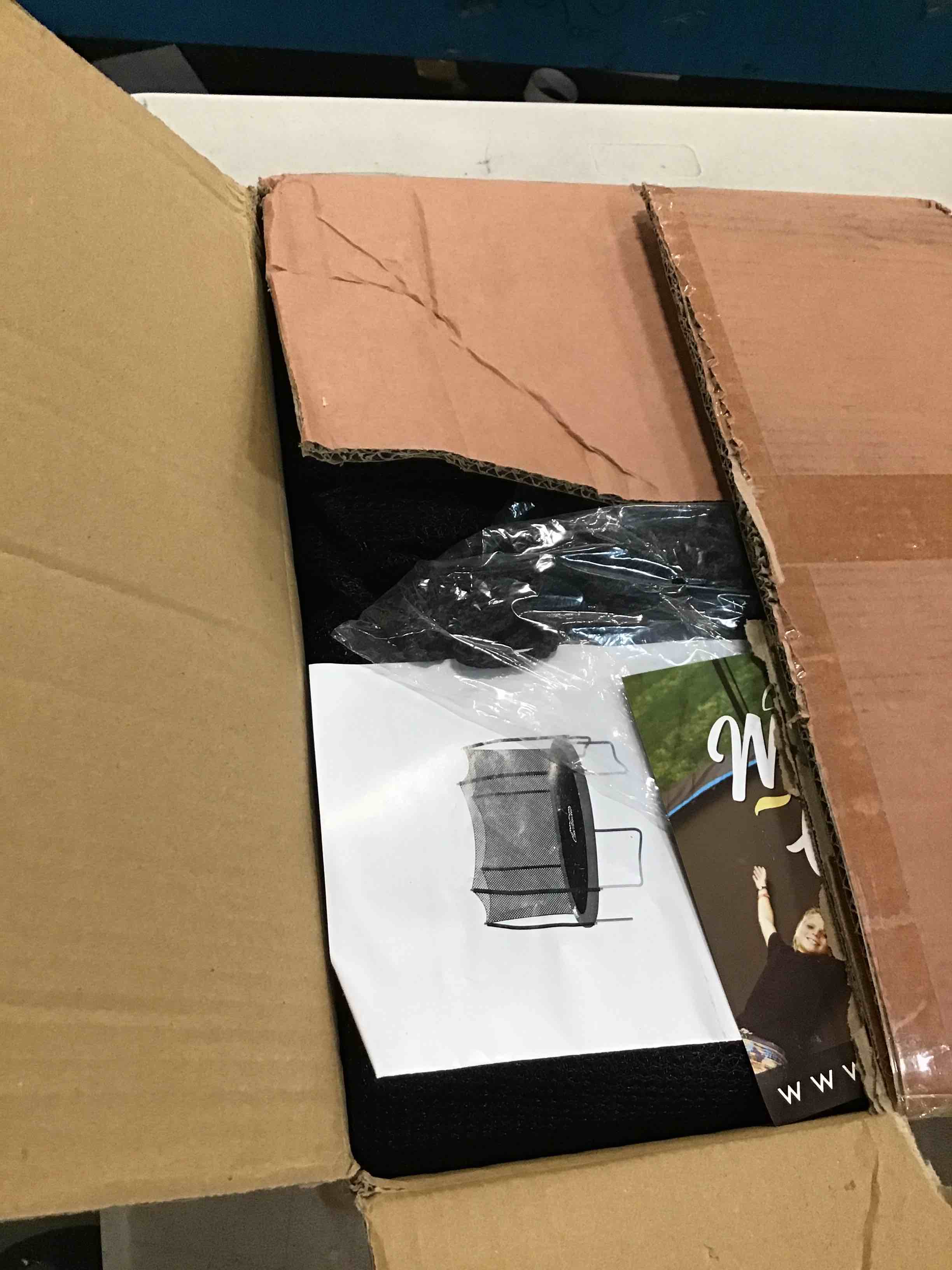 https://s3.amazonaws.com/lotting-images-prod/bidfta/ORG5712215_1716470855461.jpeg