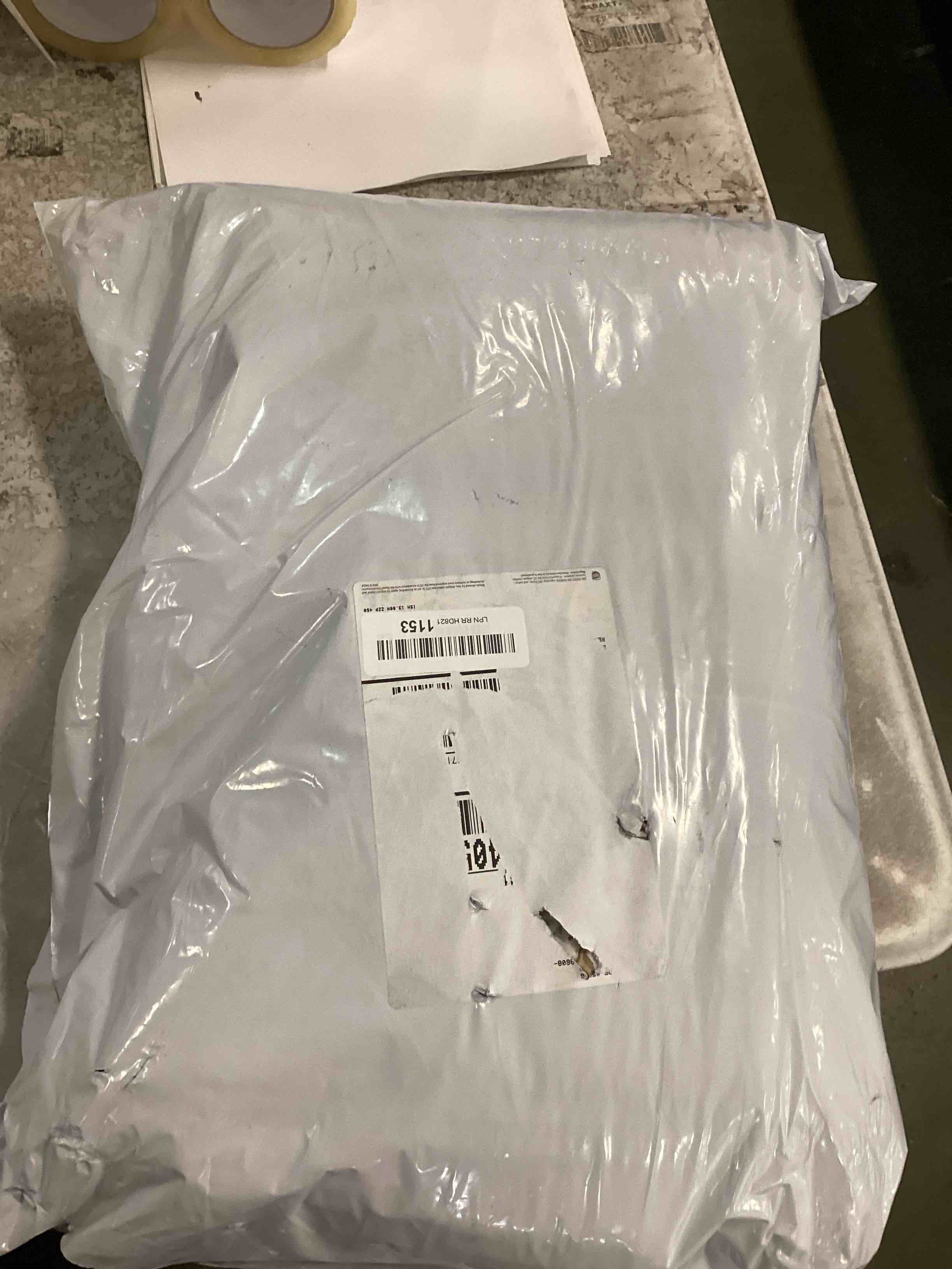 https://s3.amazonaws.com/lotting-images-prod/bidfta/ORG5713326_1716299213879.jpeg