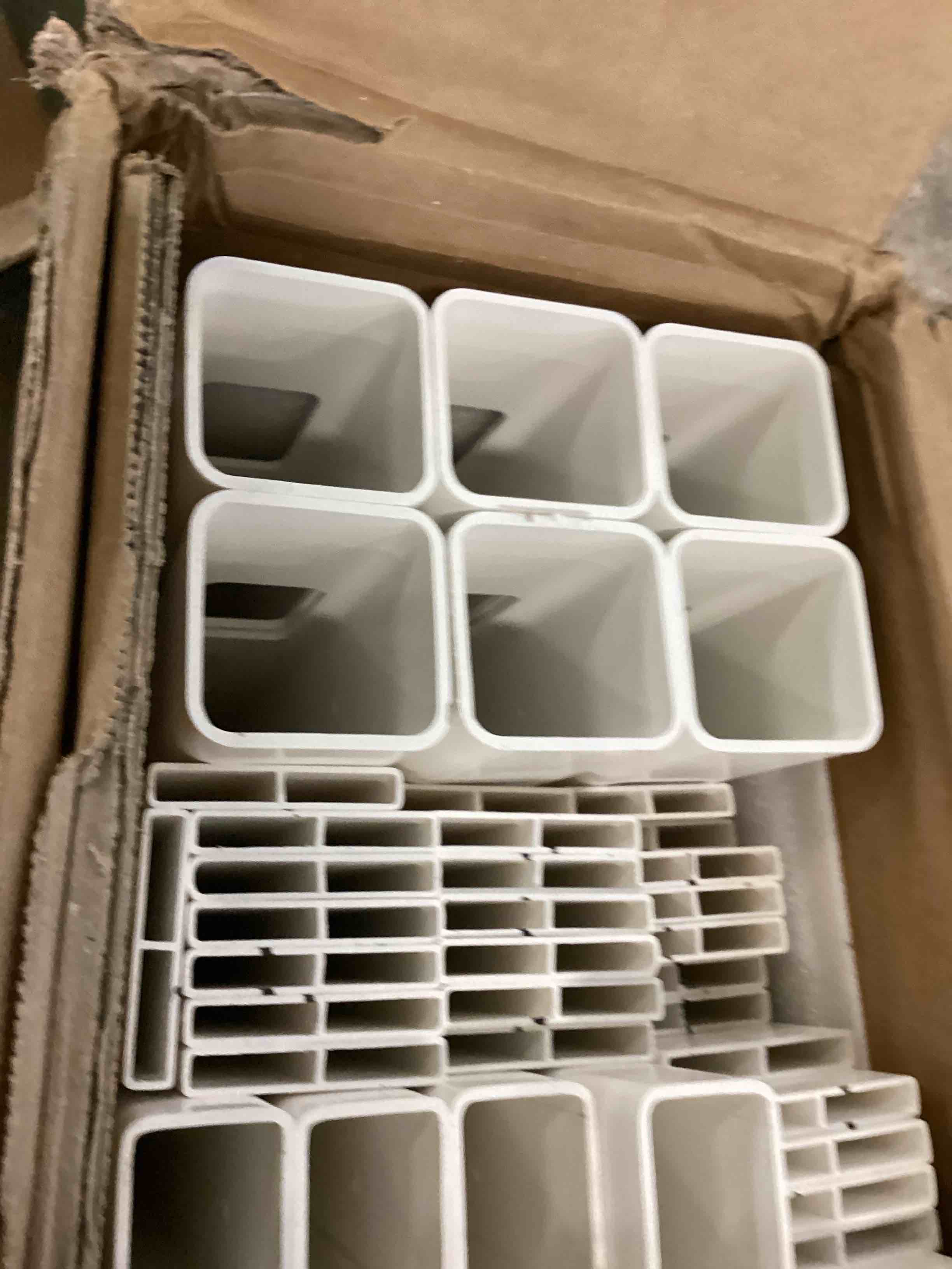 https://s3.amazonaws.com/lotting-images-prod/bidfta/ORG5713348_1716302844784.jpeg