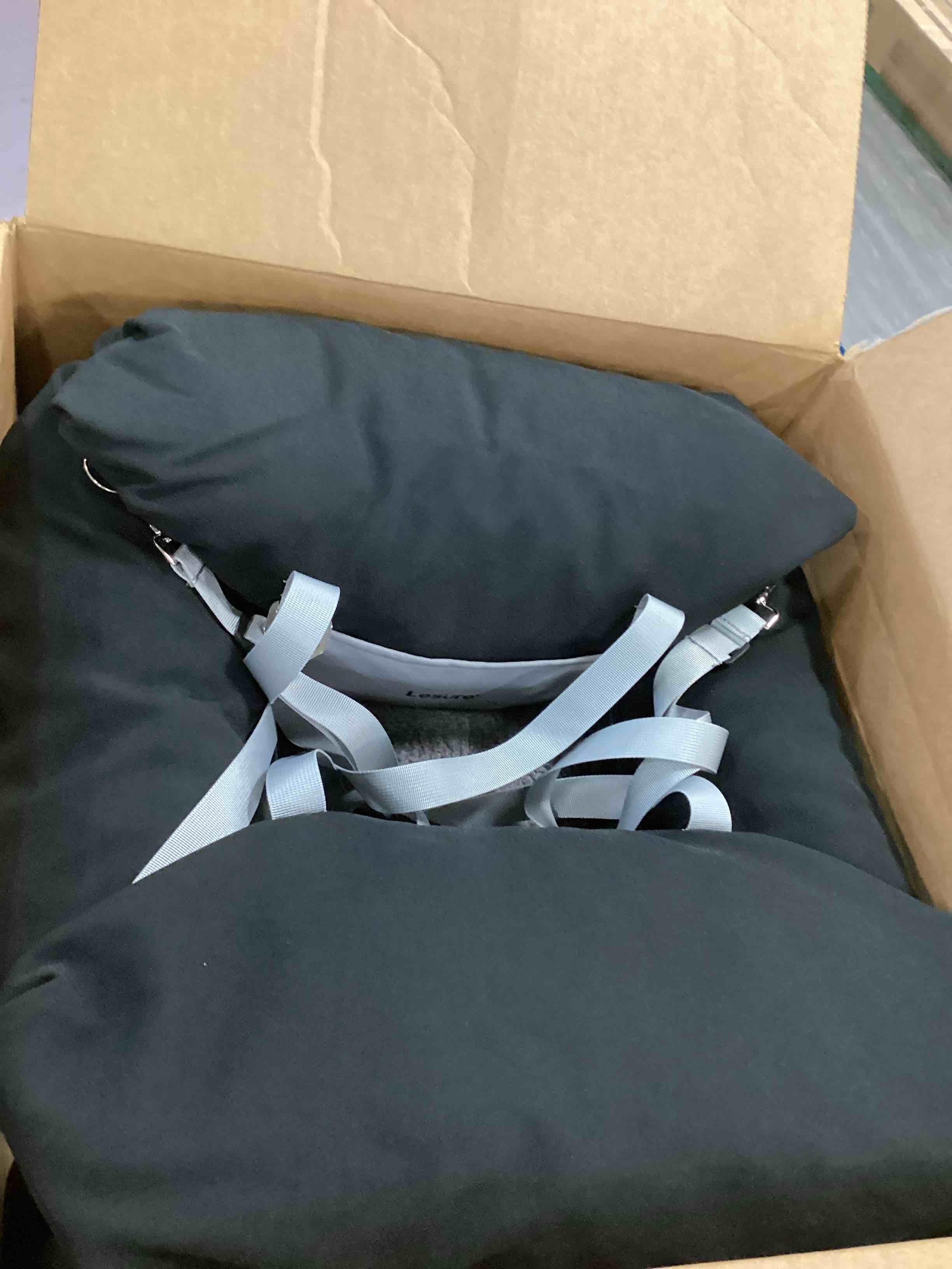 https://s3.amazonaws.com/lotting-images-prod/bidfta/ORG5713370_1716304856052.jpeg