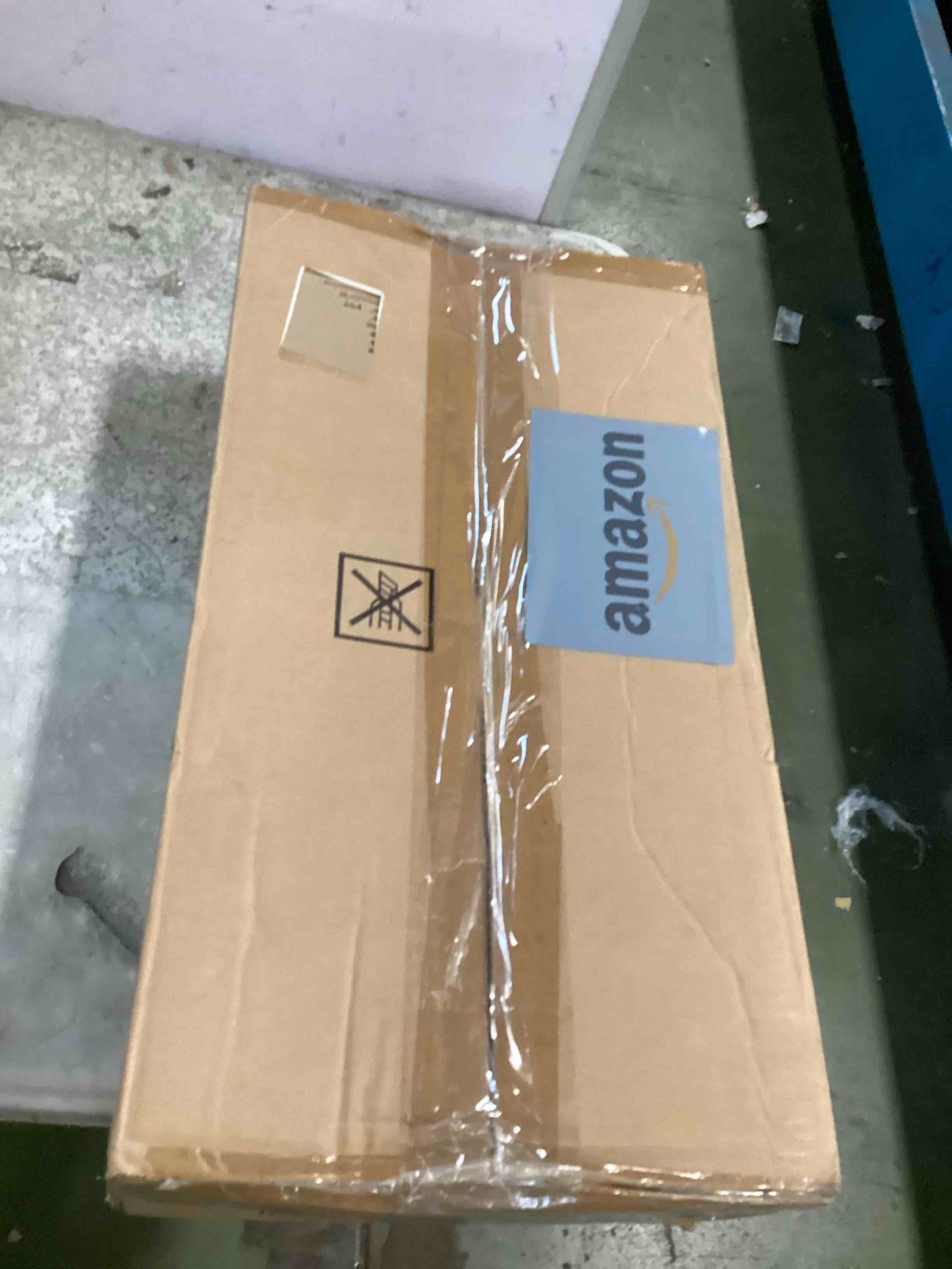 https://s3.amazonaws.com/lotting-images-prod/bidfta/ORG5713441_1716315610453.jpeg