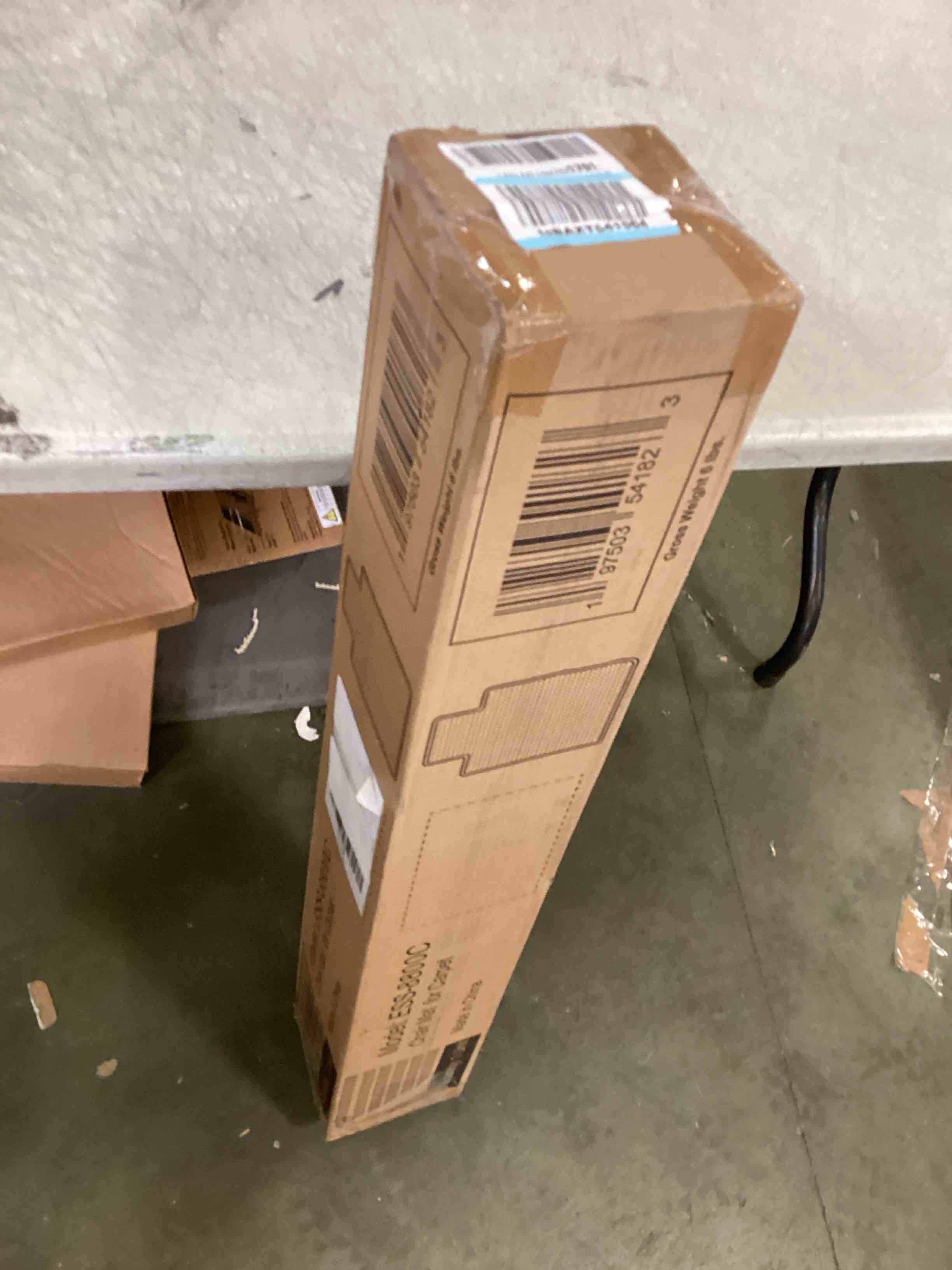 https://s3.amazonaws.com/lotting-images-prod/bidfta/ORG5713779_1716477474331.jpeg