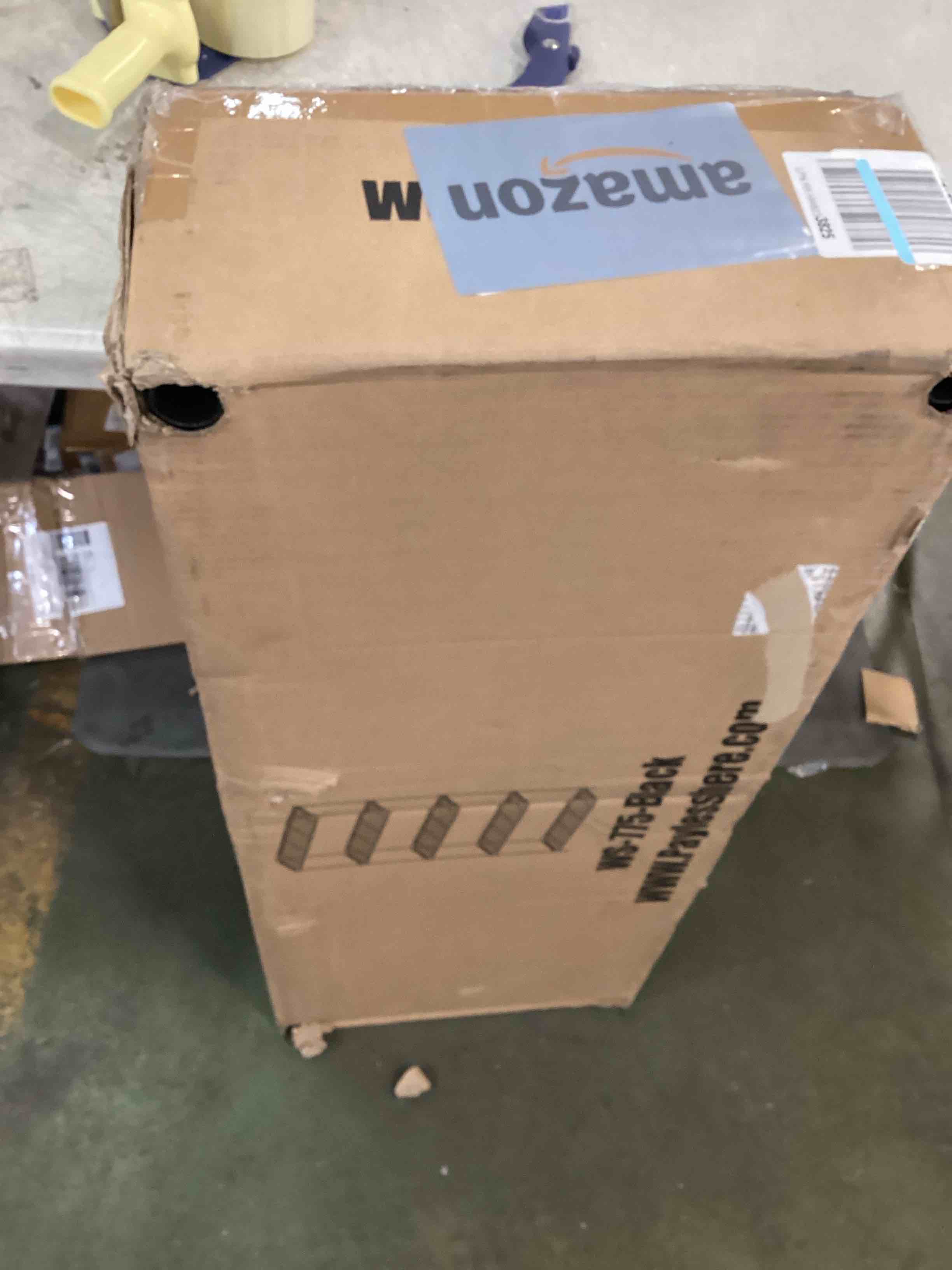 https://s3.amazonaws.com/lotting-images-prod/bidfta/ORG5713803_1716481536130.jpeg