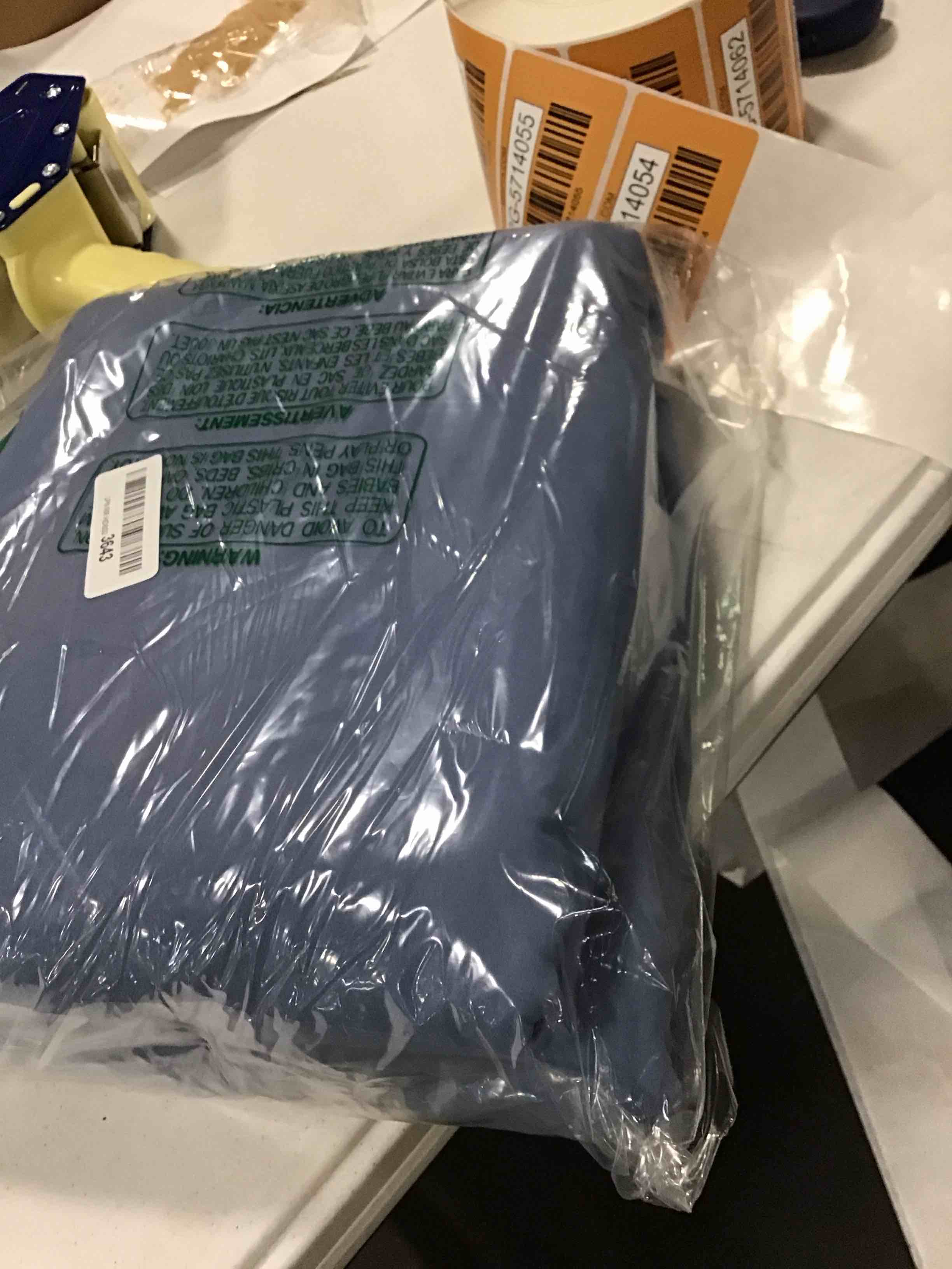 https://s3.amazonaws.com/lotting-images-prod/bidfta/ORG5714054_1715010062972.jpeg
