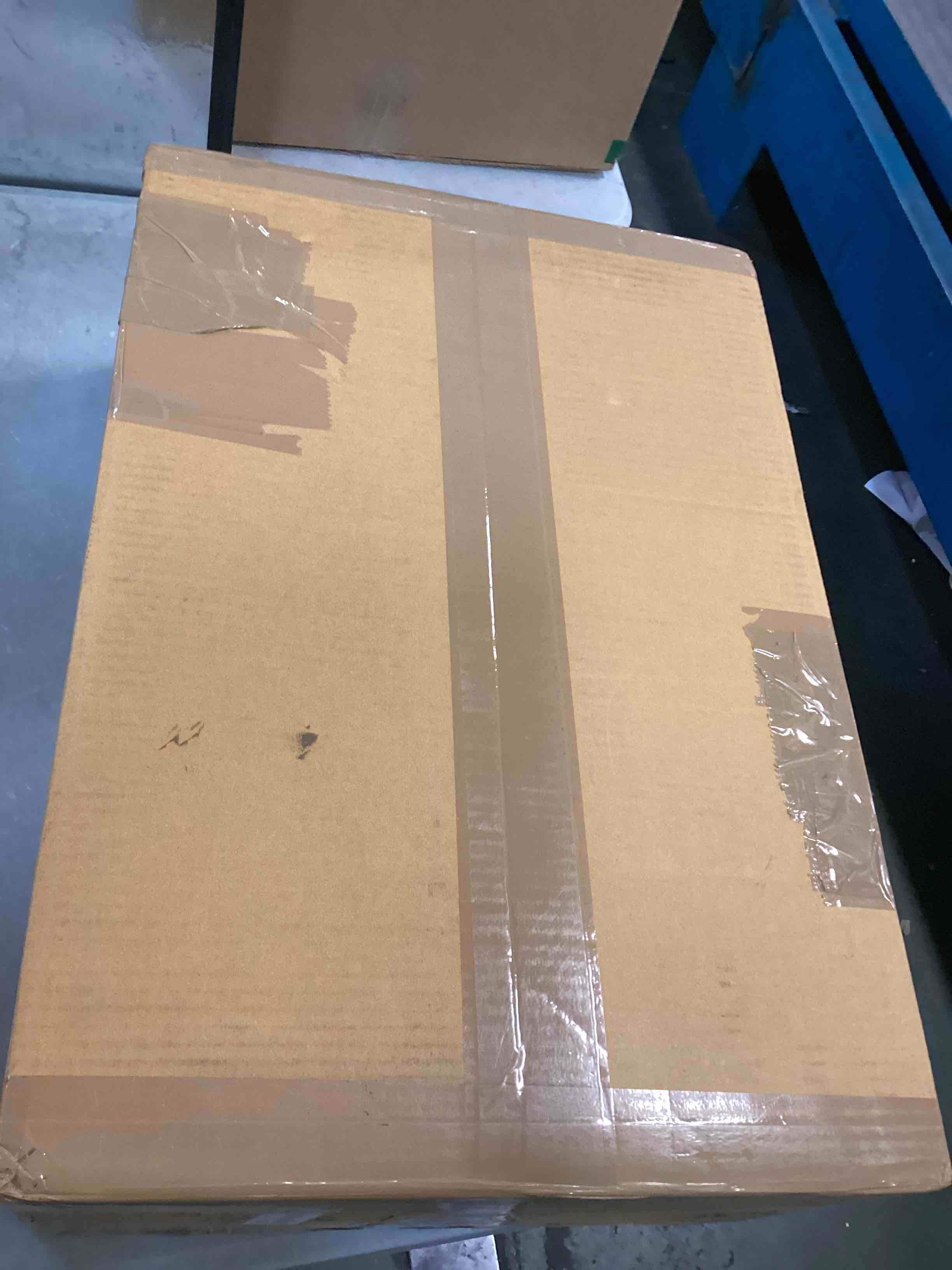 https://s3.amazonaws.com/lotting-images-prod/bidfta/ORG5714993_1717599001044.jpeg