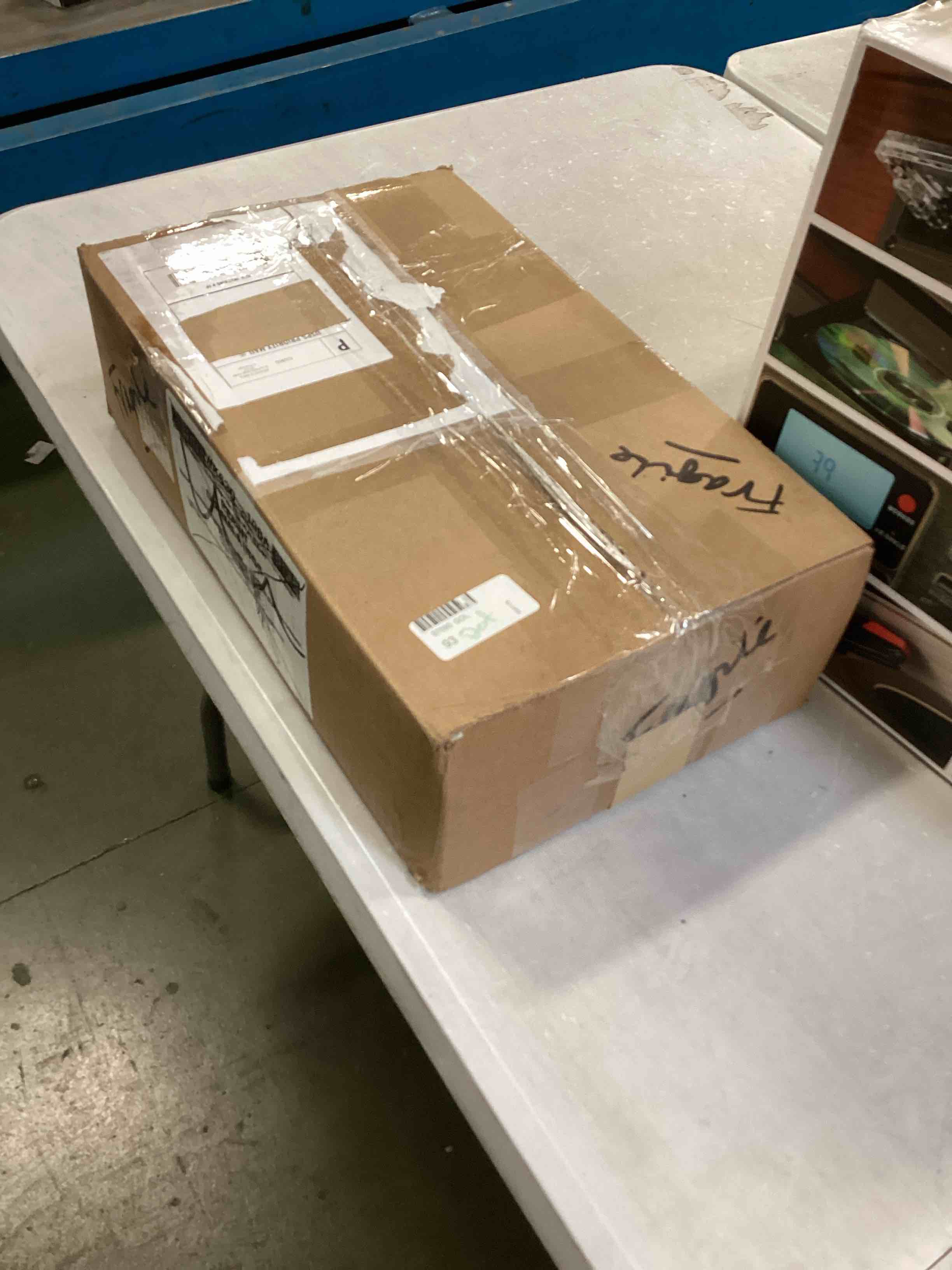 https://s3.amazonaws.com/lotting-images-prod/bidfta/ORG5715581_1714751653360.jpeg