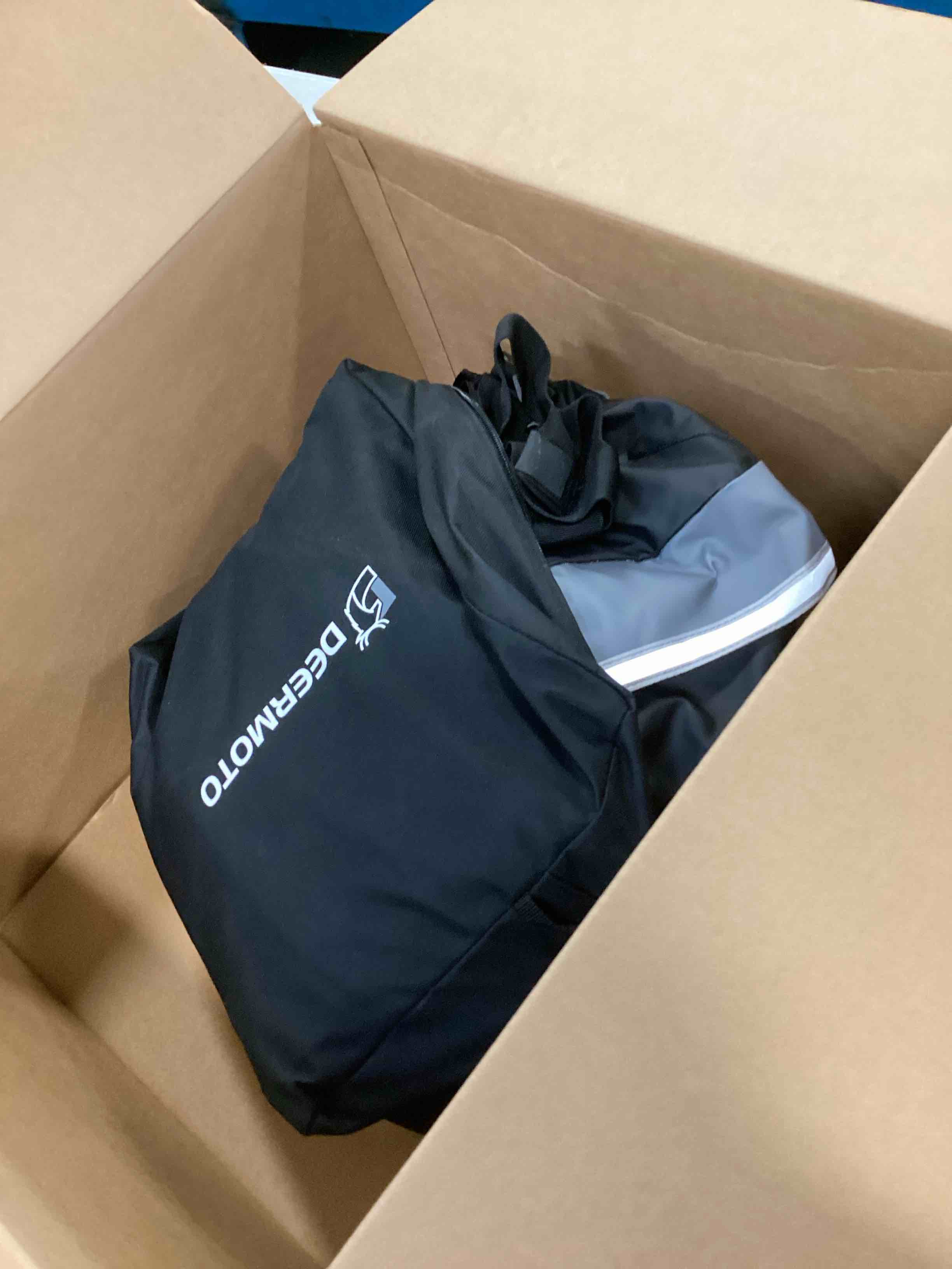 https://s3.amazonaws.com/lotting-images-prod/bidfta/ORG5715873_1715025213488.jpeg