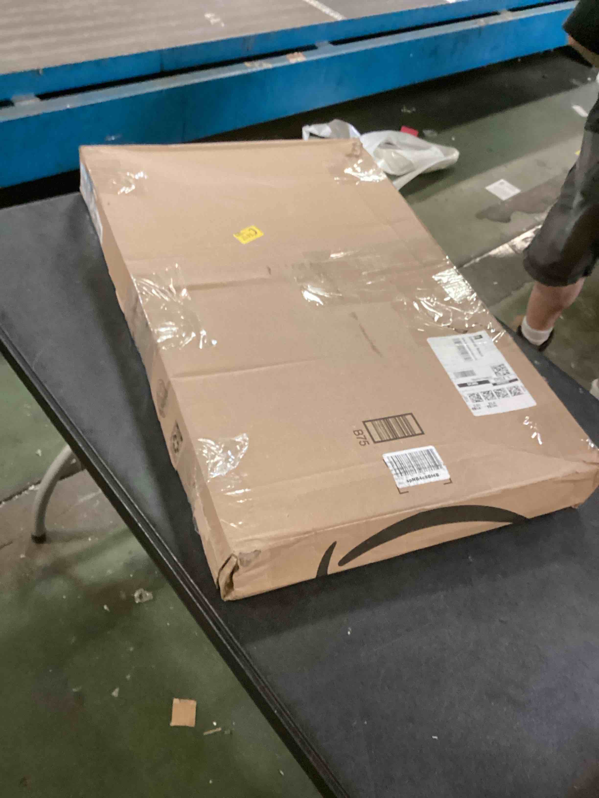 https://s3.amazonaws.com/lotting-images-prod/bidfta/ORG5716102_1715112855742.jpeg