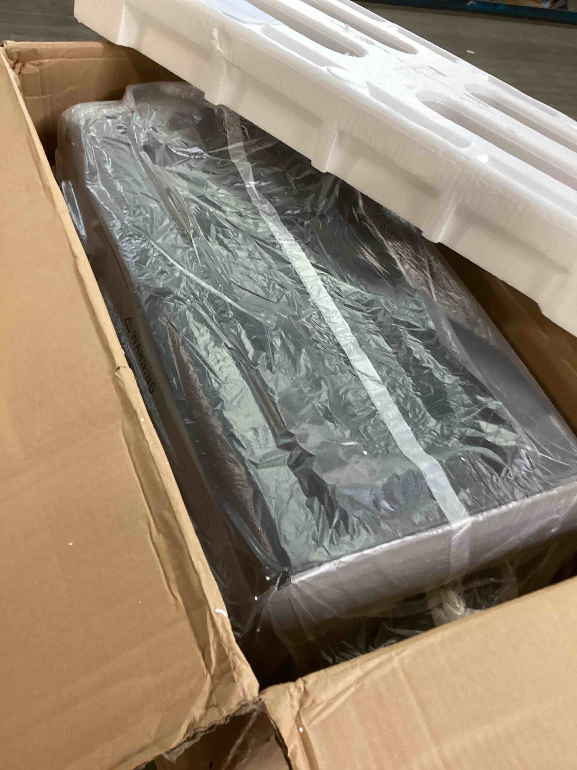https://s3.amazonaws.com/lotting-images-prod/bidfta/ORG5716194_1715180850492.jpeg