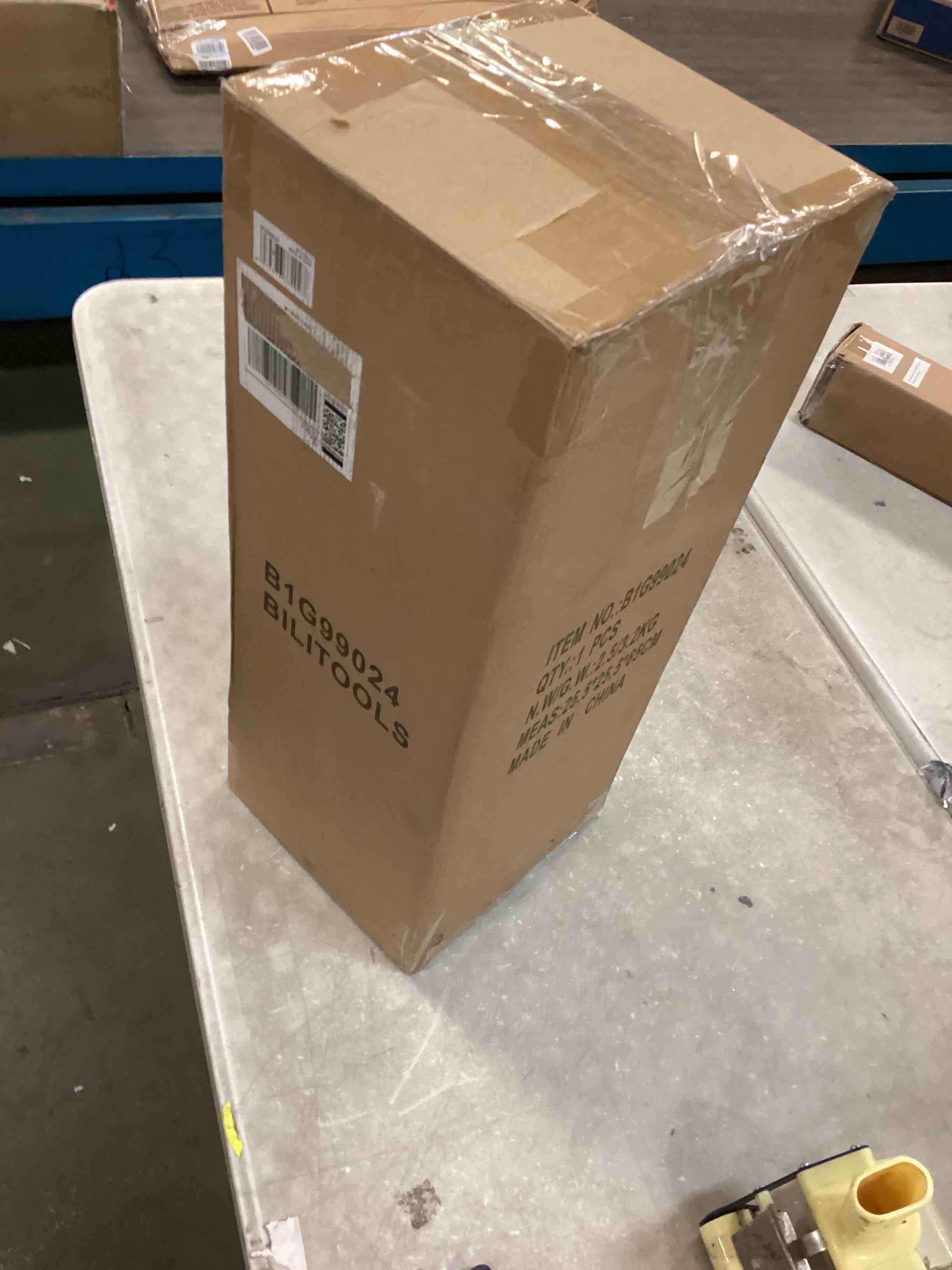 https://s3.amazonaws.com/lotting-images-prod/bidfta/ORG5716397_1715264209696.jpeg