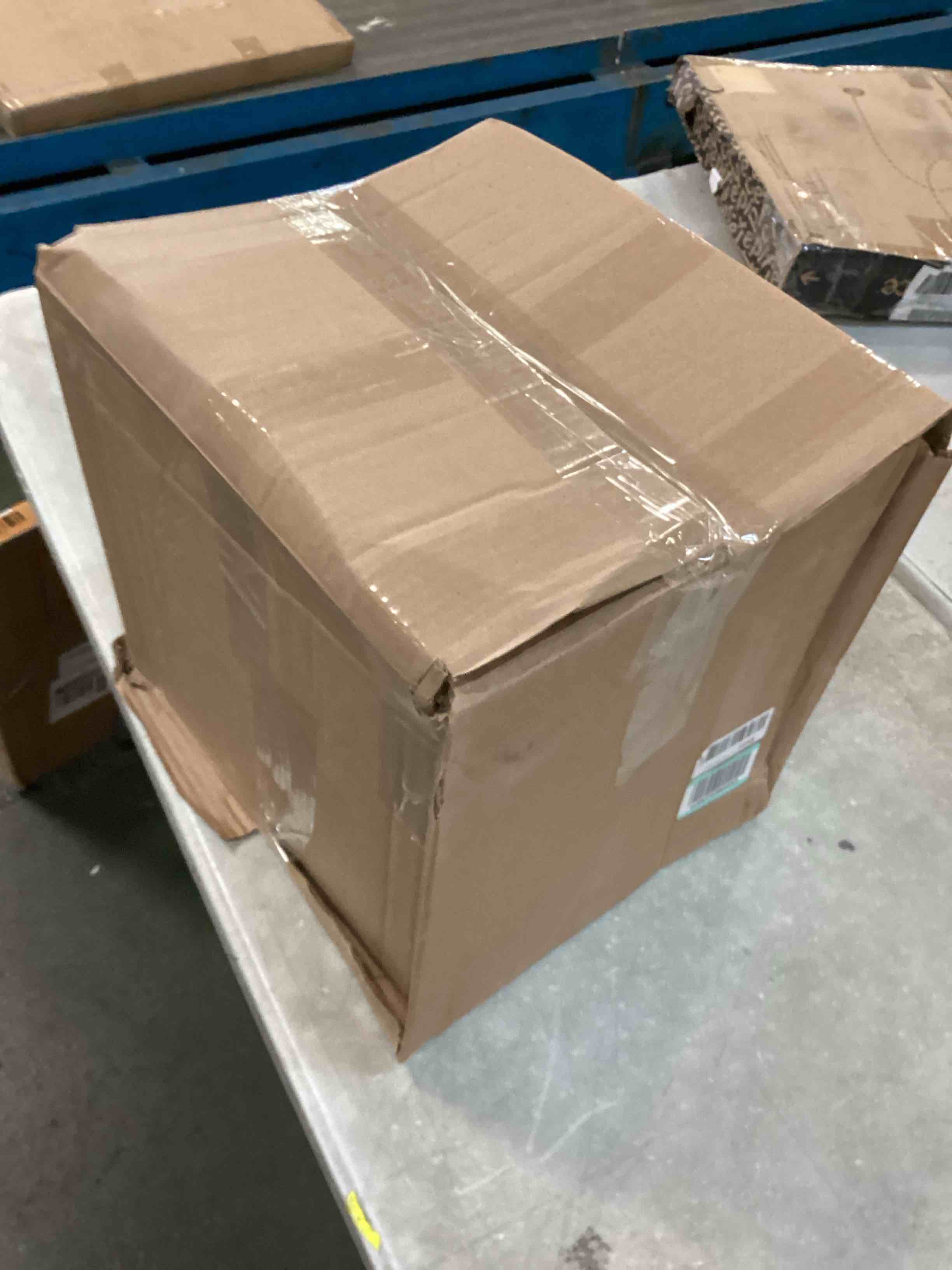 https://s3.amazonaws.com/lotting-images-prod/bidfta/ORG5716407_1715265214404.jpeg