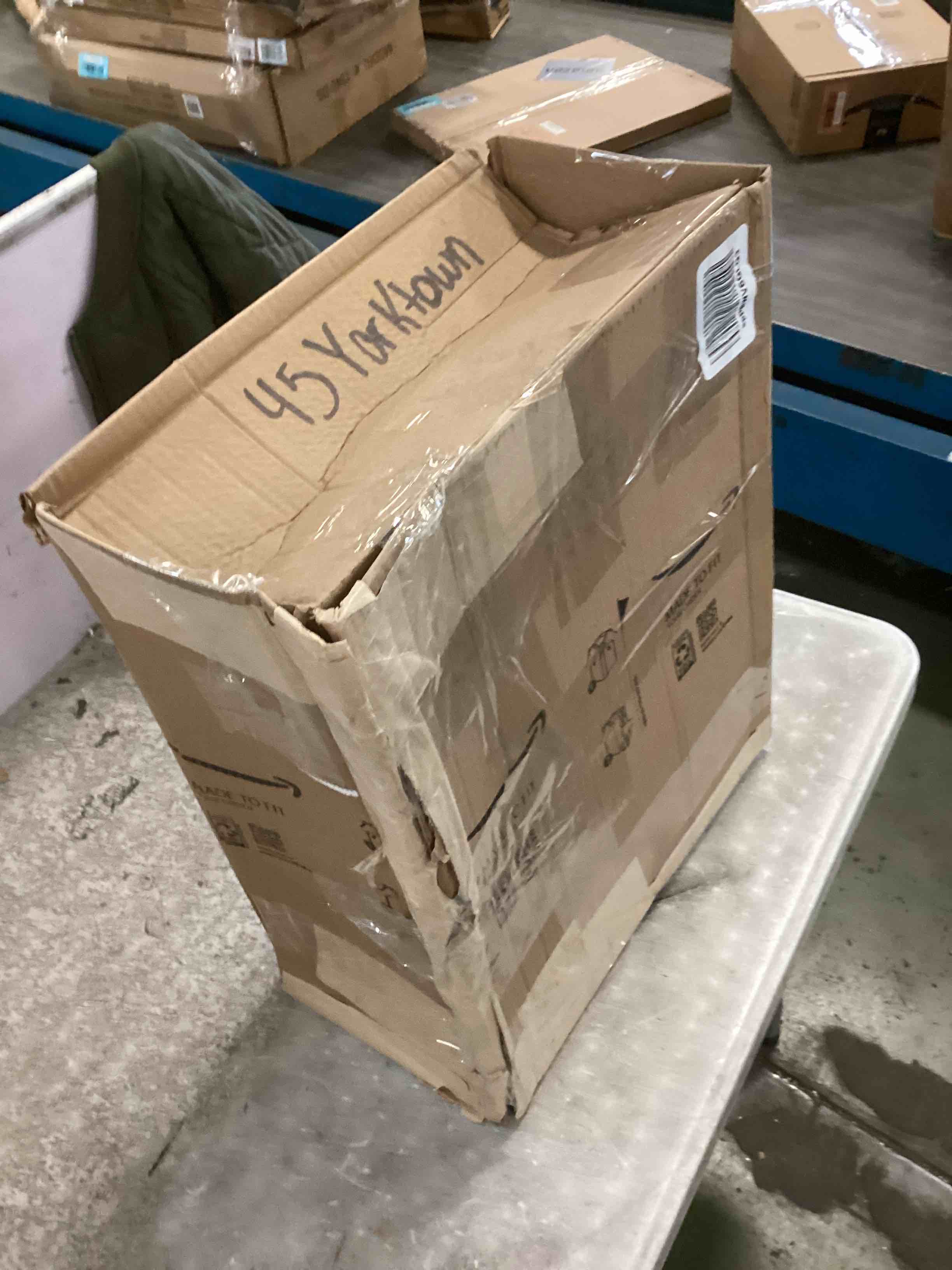 https://s3.amazonaws.com/lotting-images-prod/bidfta/ORG5716660_1715355177934.jpeg
