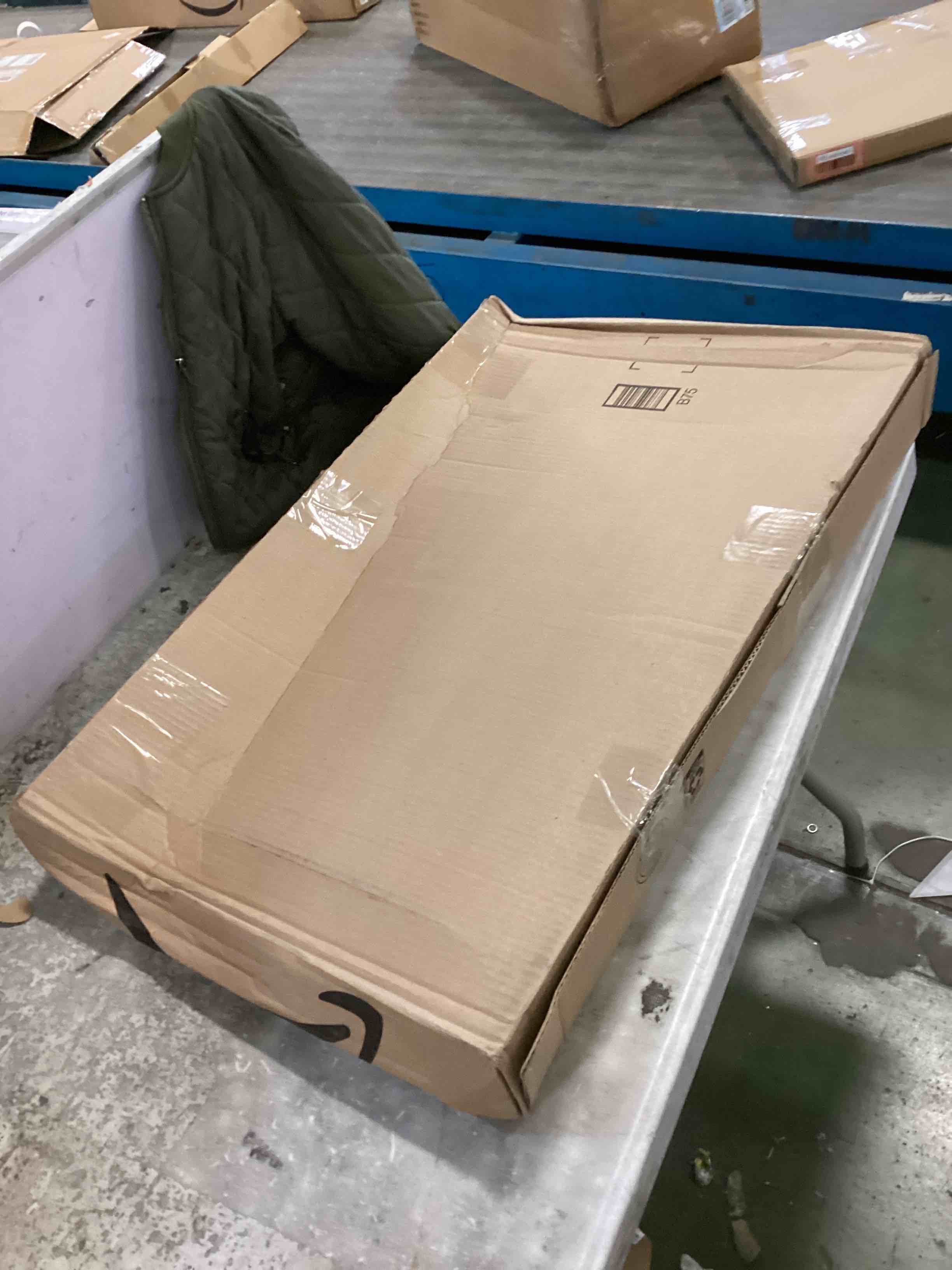 https://s3.amazonaws.com/lotting-images-prod/bidfta/ORG5716755_1715372109717.jpeg