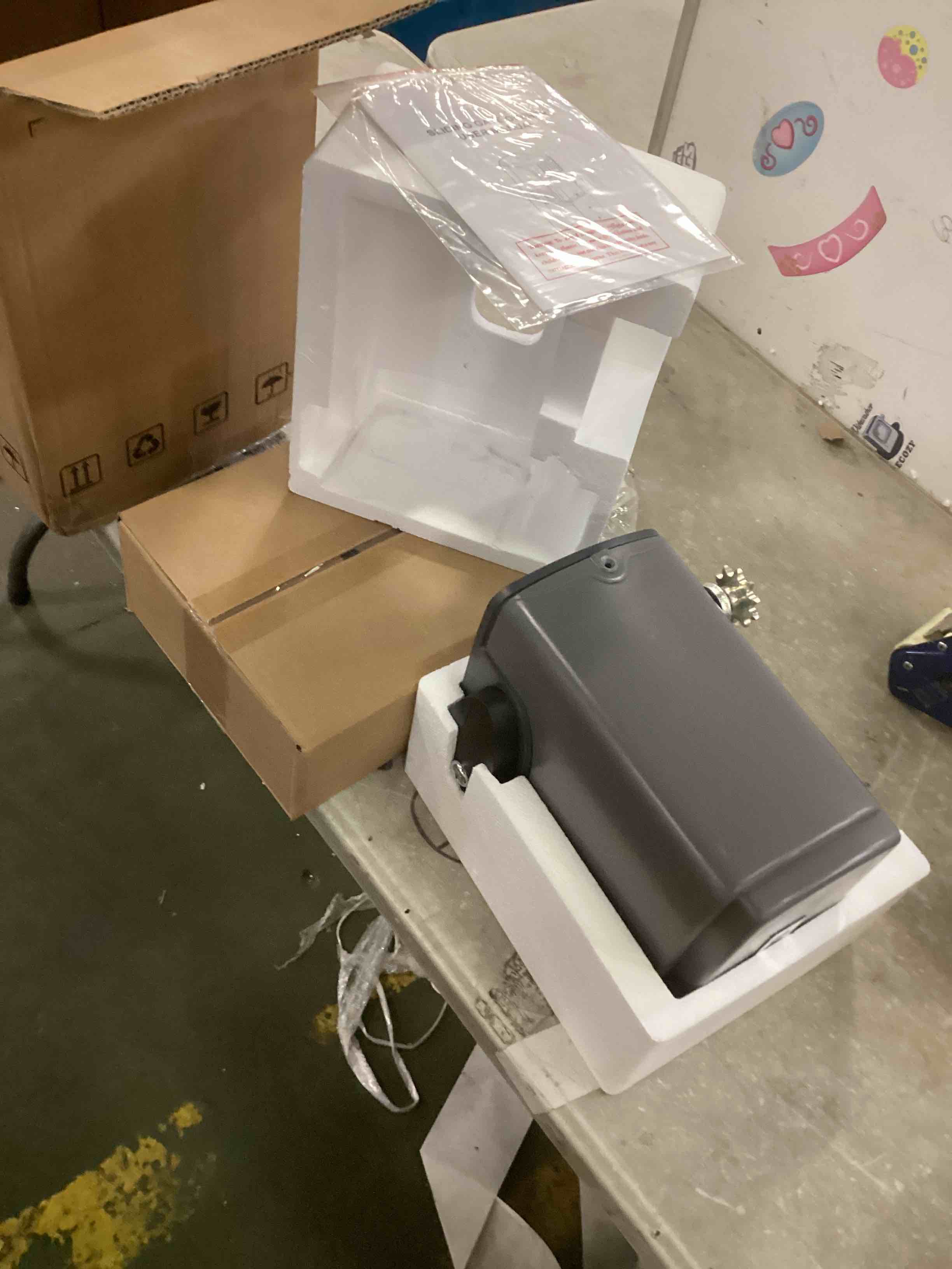 https://s3.amazonaws.com/lotting-images-prod/bidfta/ORG5716898_1715621074883.jpeg