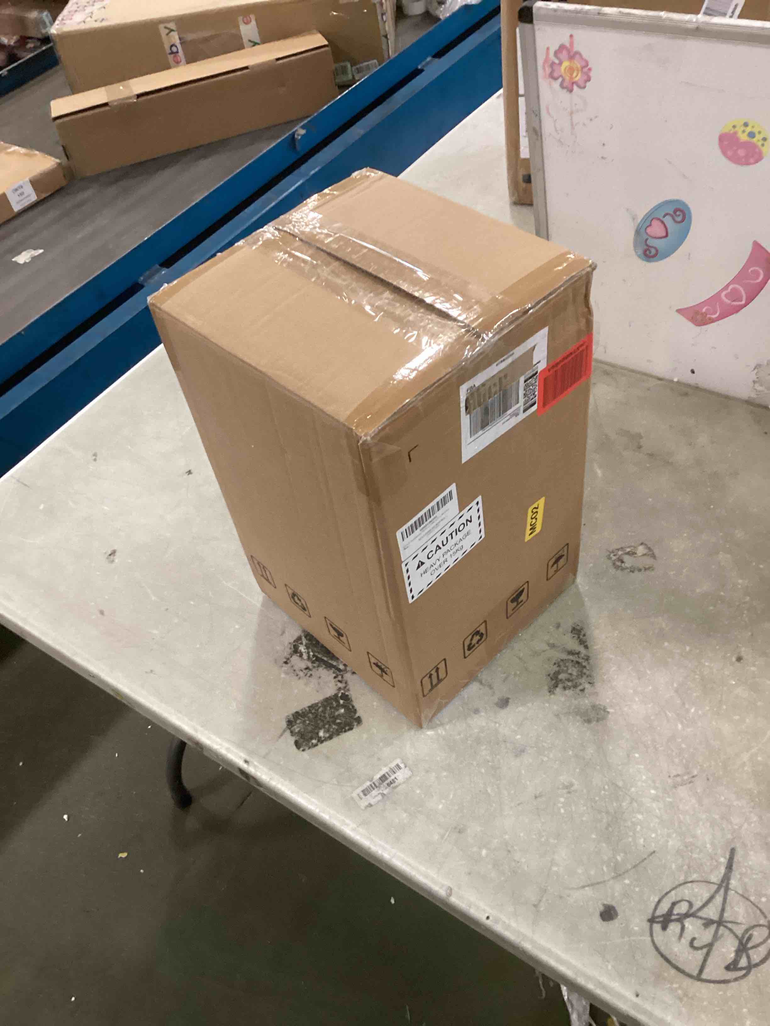 https://s3.amazonaws.com/lotting-images-prod/bidfta/ORG5716898_1715621132497.jpeg