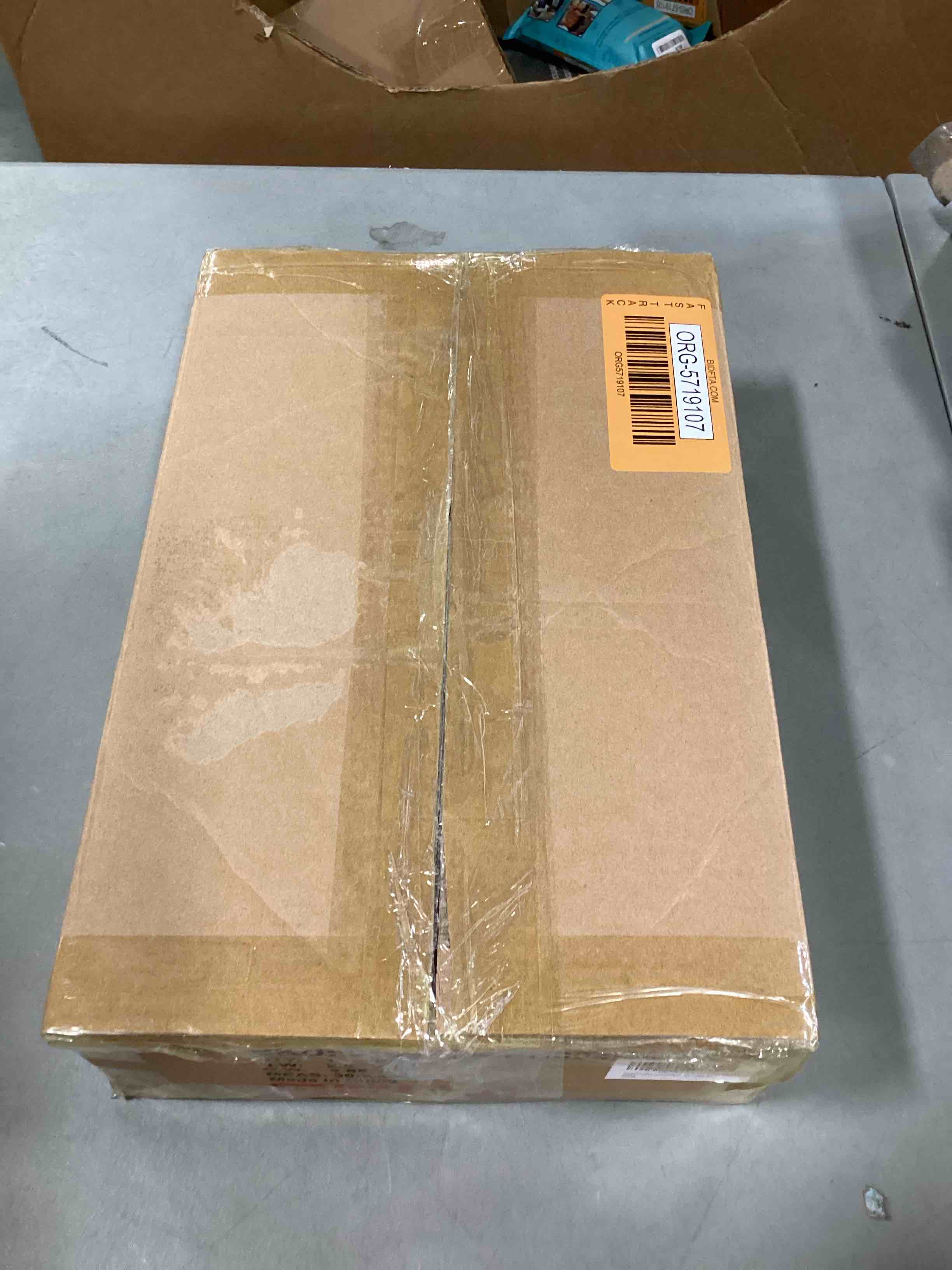 https://s3.amazonaws.com/lotting-images-prod/bidfta/ORG5719107_1715013152158.jpeg