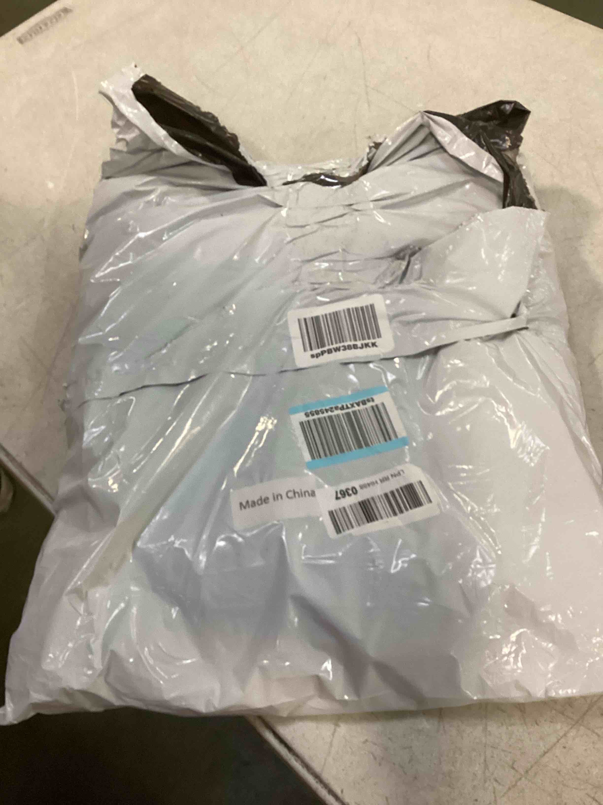 https://s3.amazonaws.com/lotting-images-prod/bidfta/ORG5720819_1707582284653.jpeg