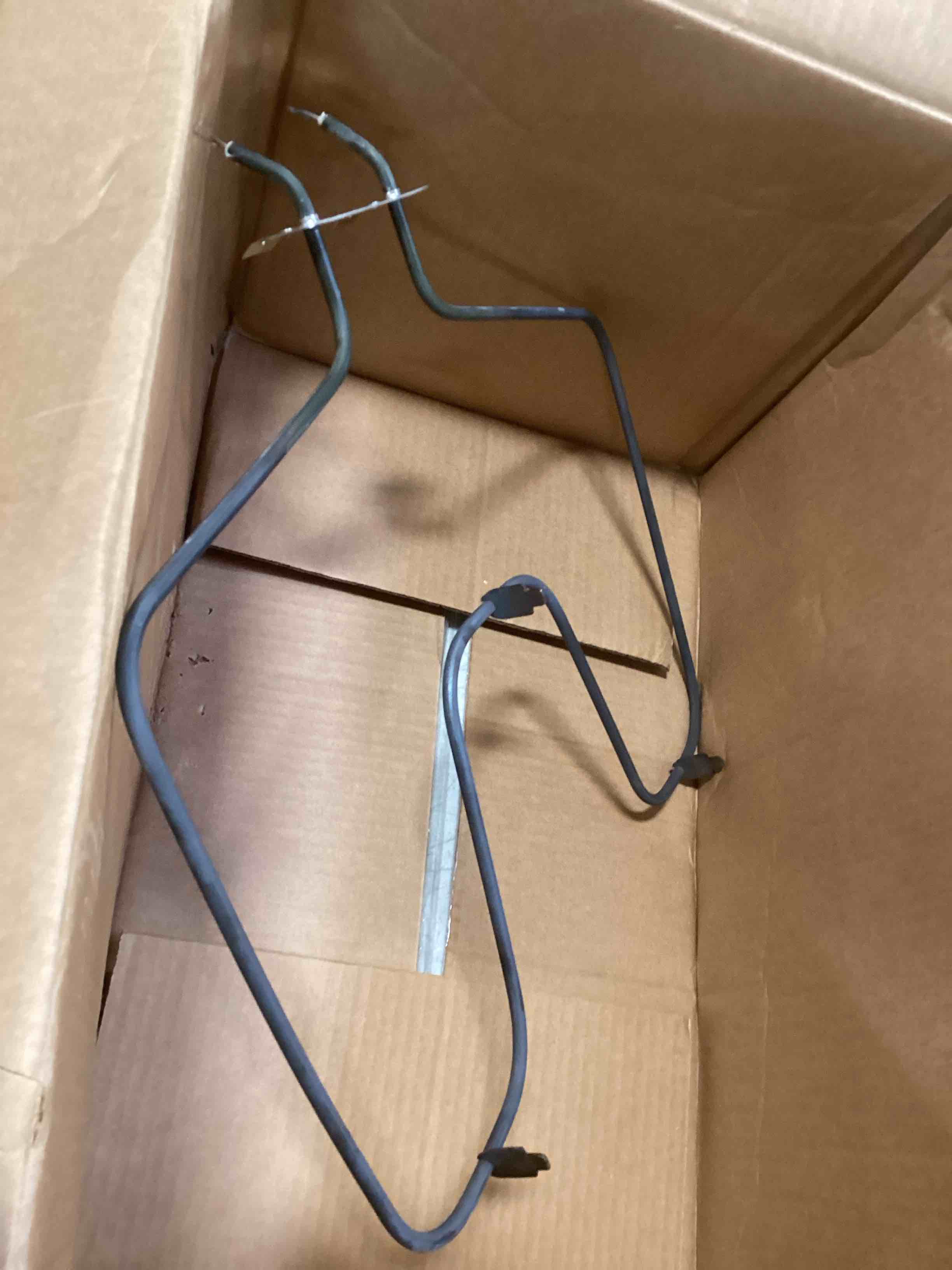https://s3.amazonaws.com/lotting-images-prod/bidfta/ORG5720885_1707586993974.jpeg