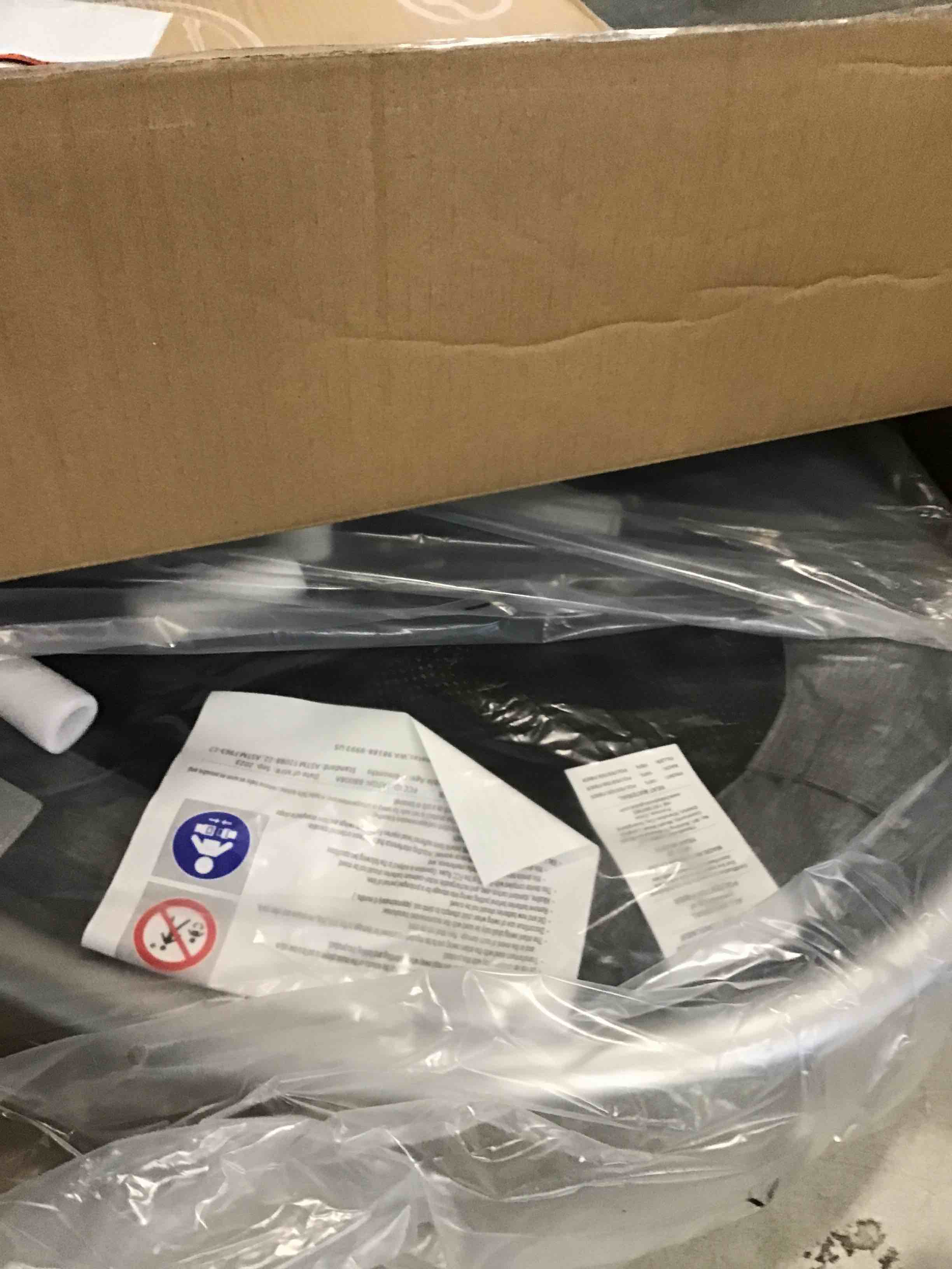 https://s3.amazonaws.com/lotting-images-prod/bidfta/ORG5722071_1707943318489.jpeg
