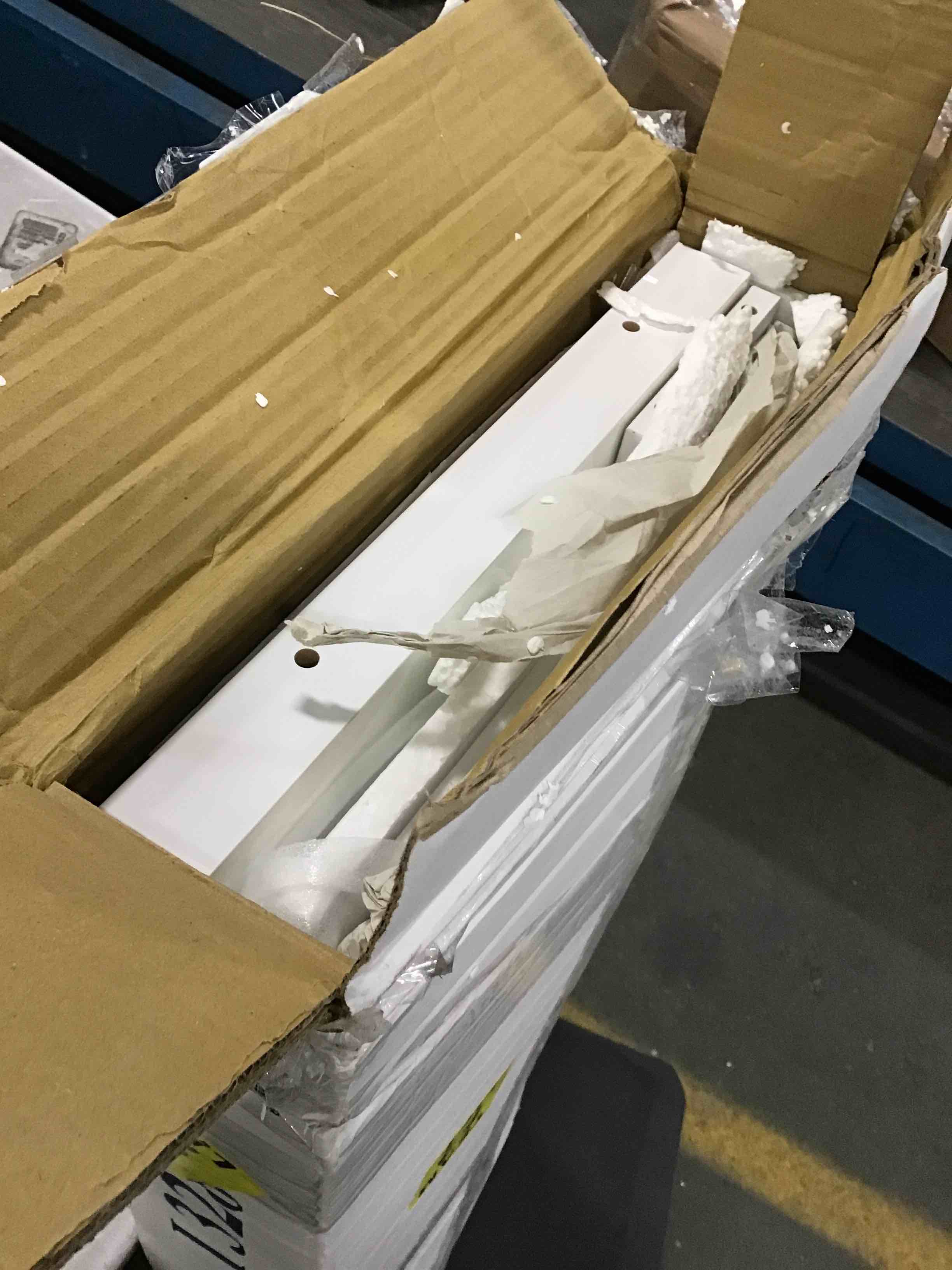 https://s3.amazonaws.com/lotting-images-prod/bidfta/ORG5722093_1707999268278.jpeg