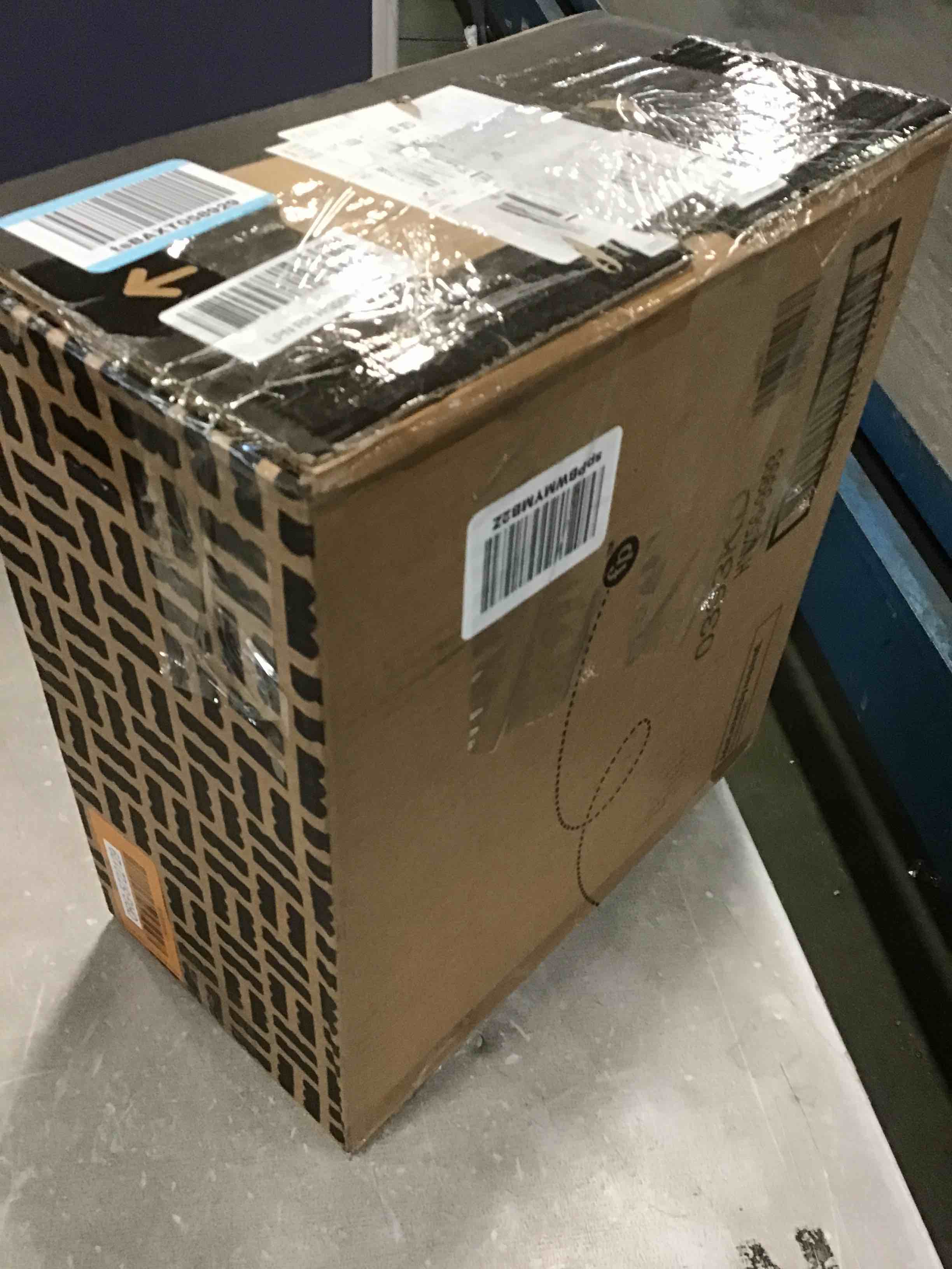 https://s3.amazonaws.com/lotting-images-prod/bidfta/ORG5722129_1708004824944.jpeg