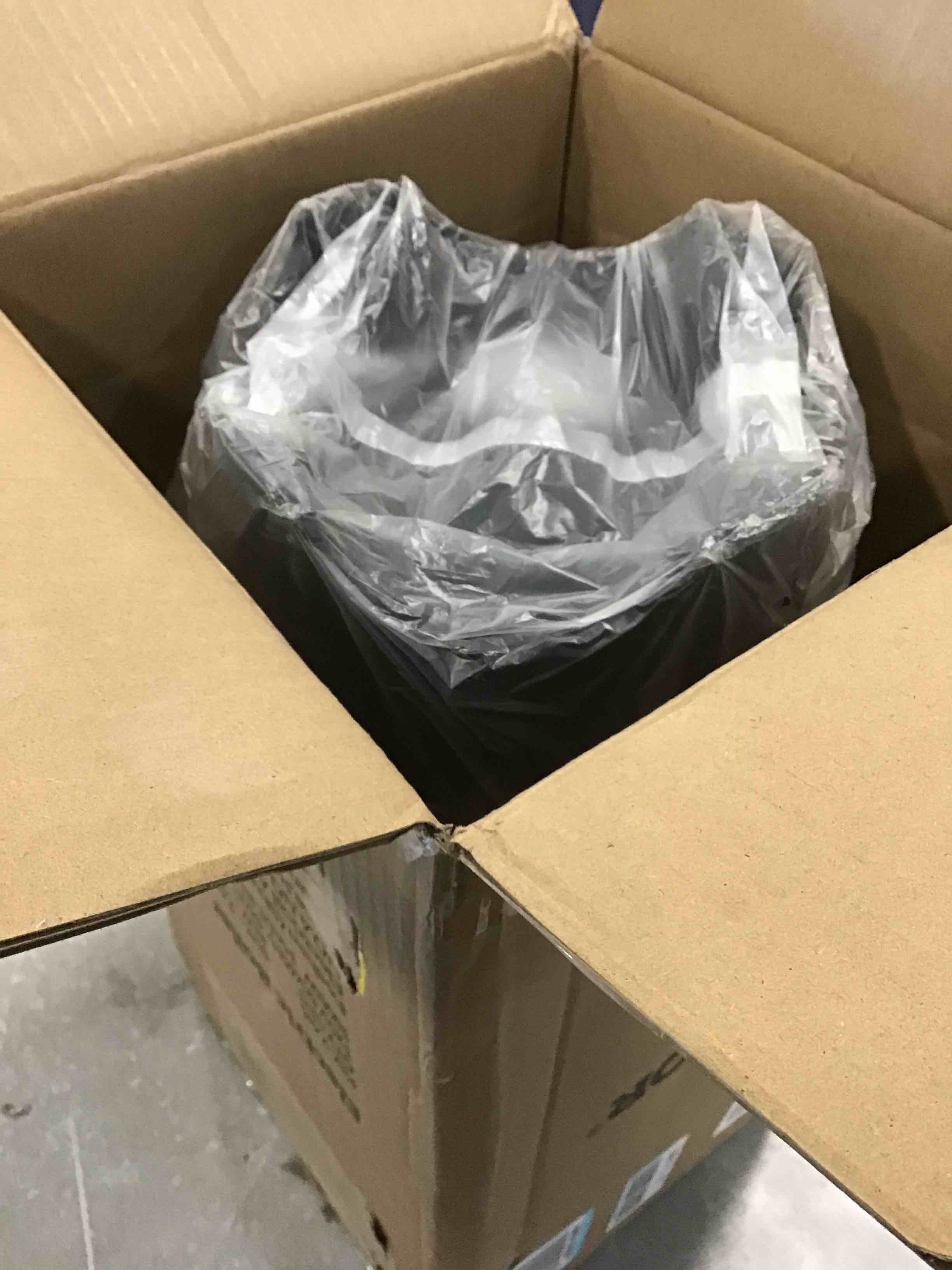 https://s3.amazonaws.com/lotting-images-prod/bidfta/ORG5722158_1708007972239.jpeg
