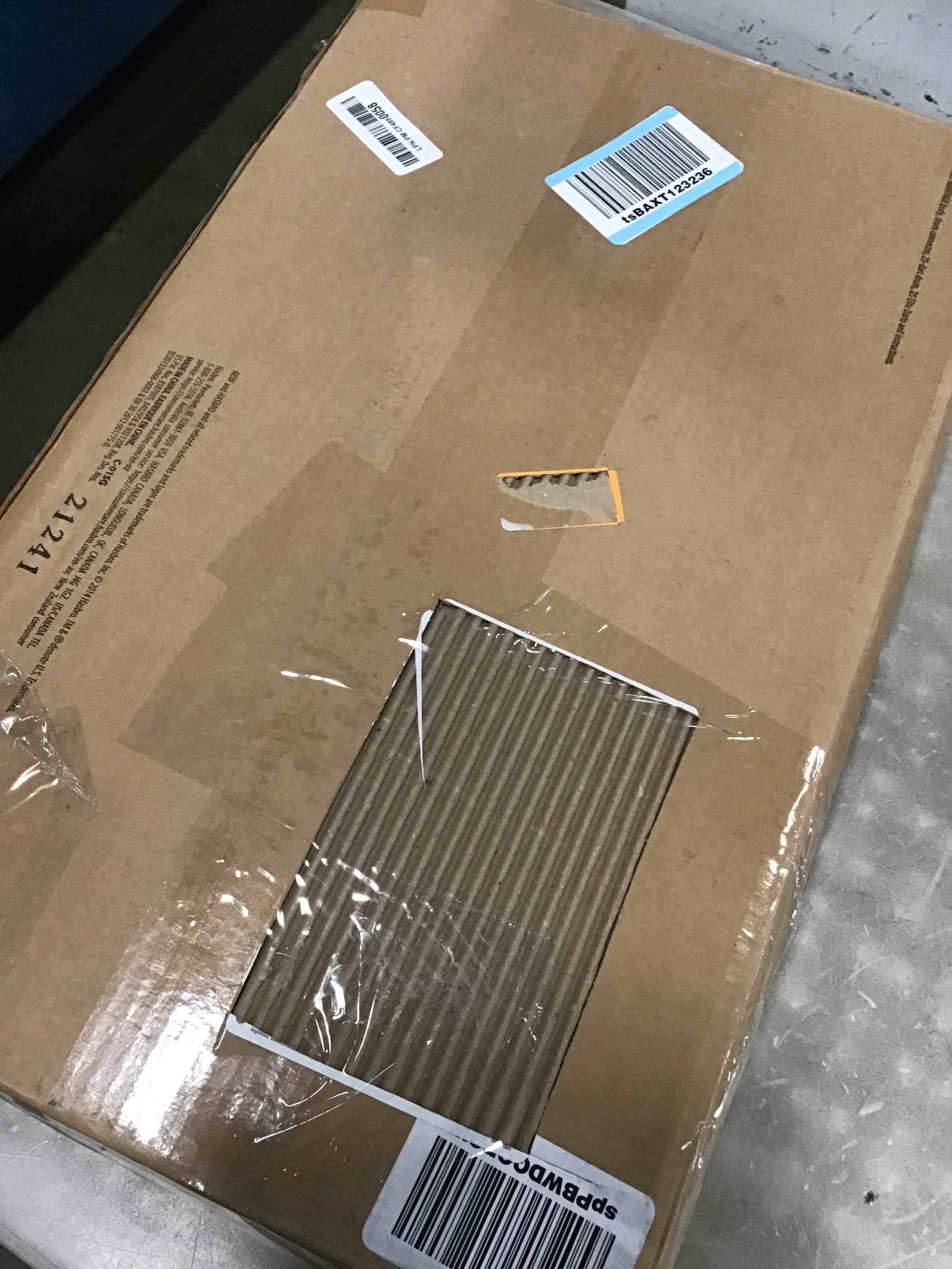 https://s3.amazonaws.com/lotting-images-prod/bidfta/ORG5722374_1708093166462.jpeg