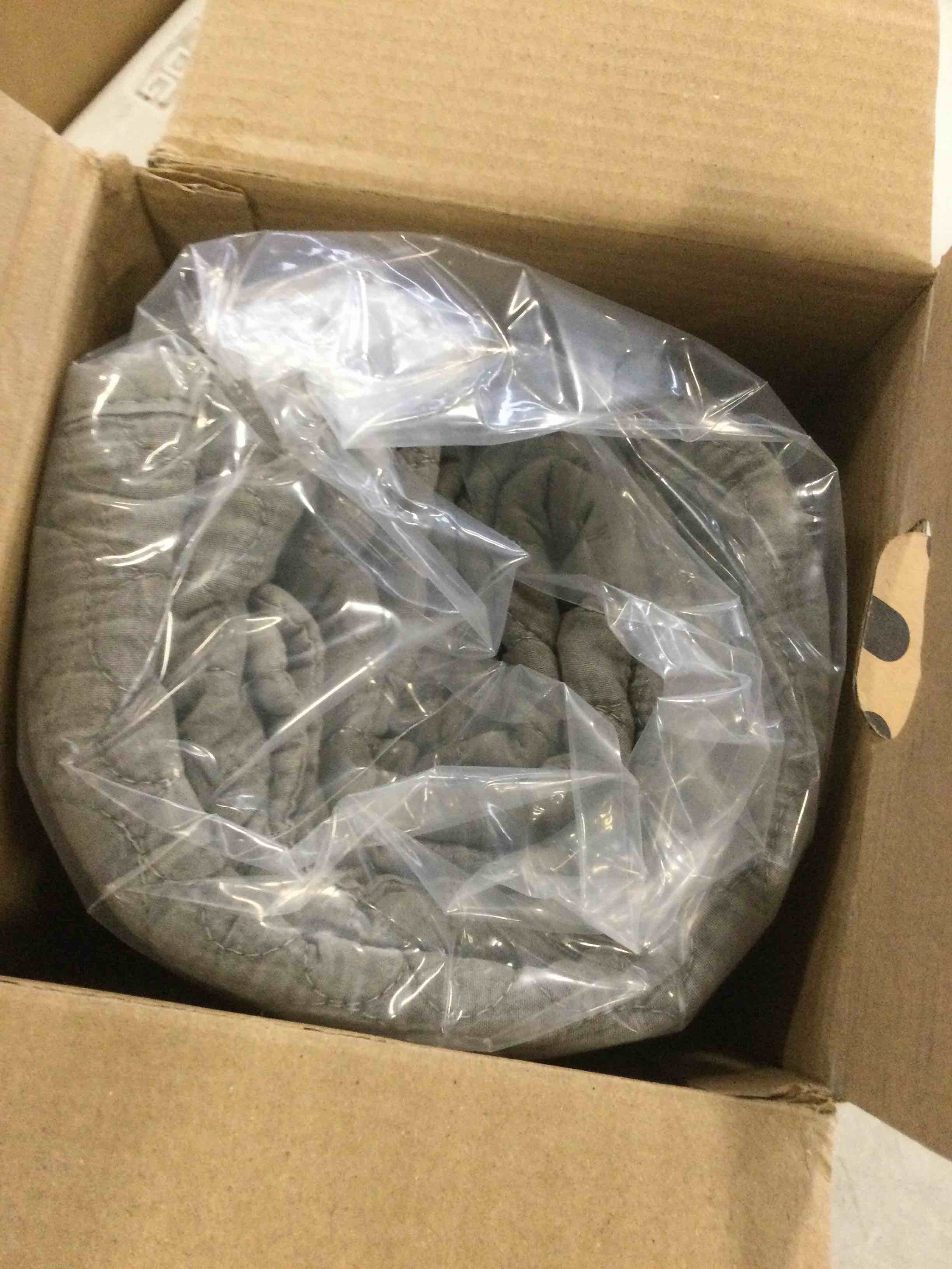 https://s3.amazonaws.com/lotting-images-prod/bidfta/ORG5726426_1708113863174.jpeg