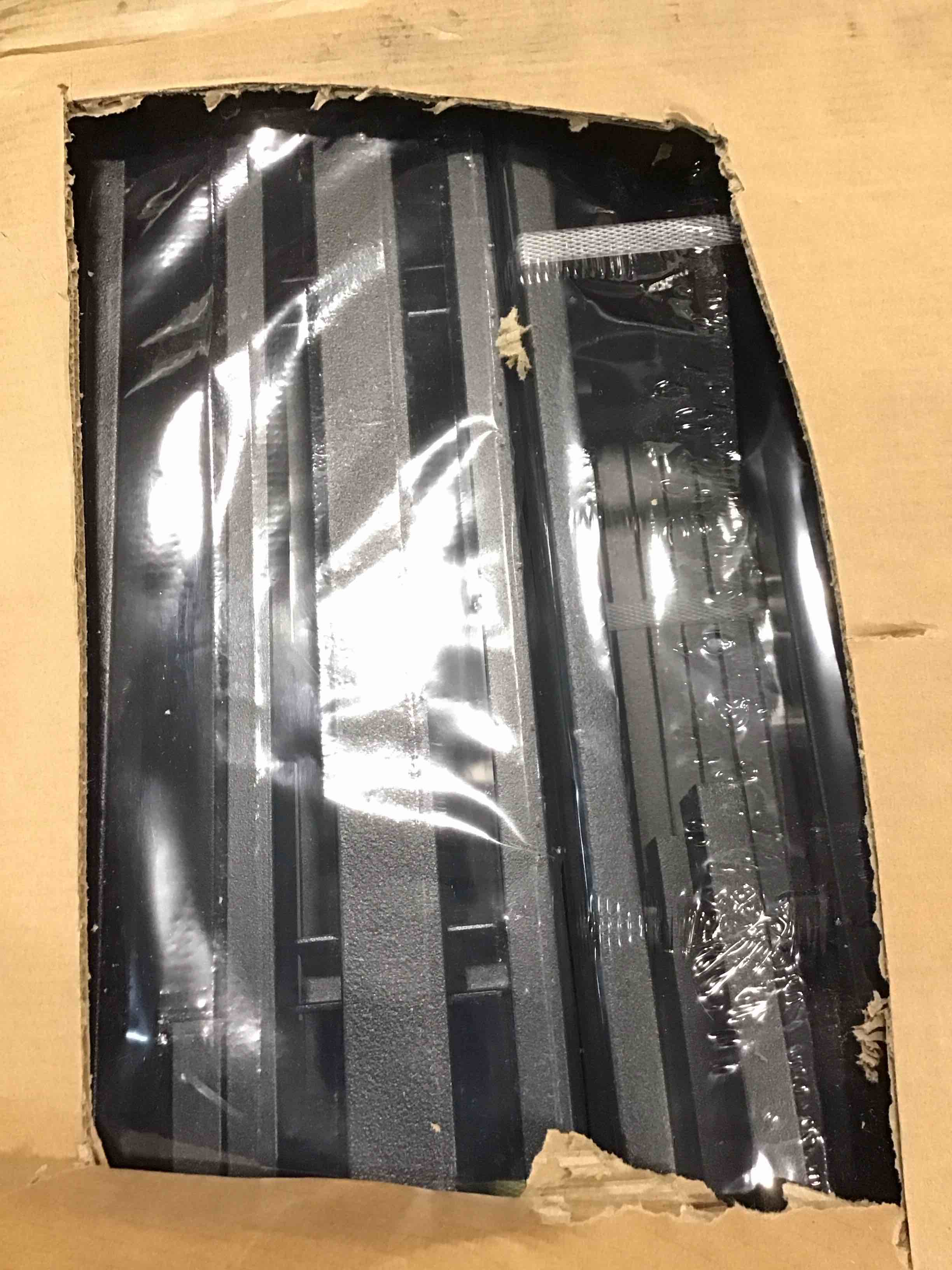 https://s3.amazonaws.com/lotting-images-prod/bidfta/ORG5728767_1708109134076.jpeg