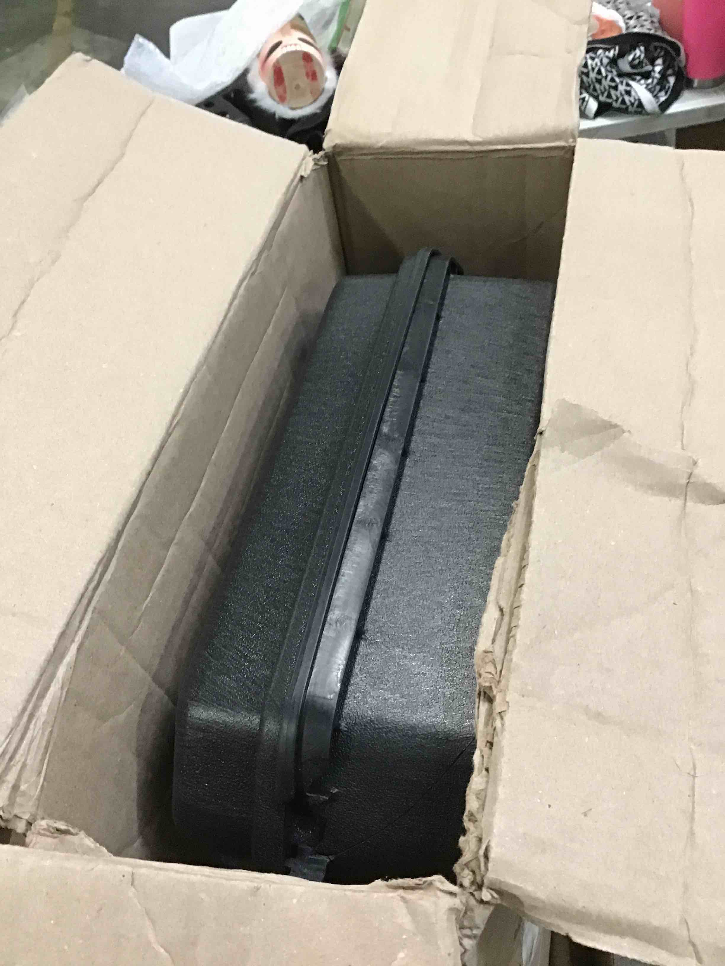 https://s3.amazonaws.com/lotting-images-prod/bidfta/ORG5731894_1708008640468.jpeg