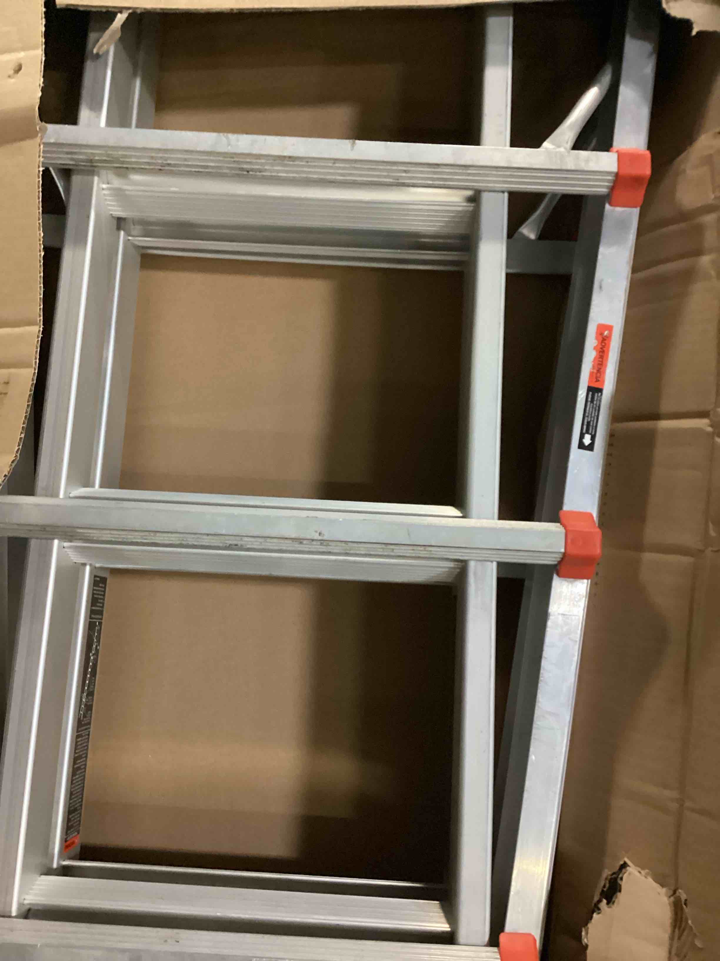 https://s3.amazonaws.com/lotting-images-prod/bidfta/ORG5732122_1716037970859.jpeg