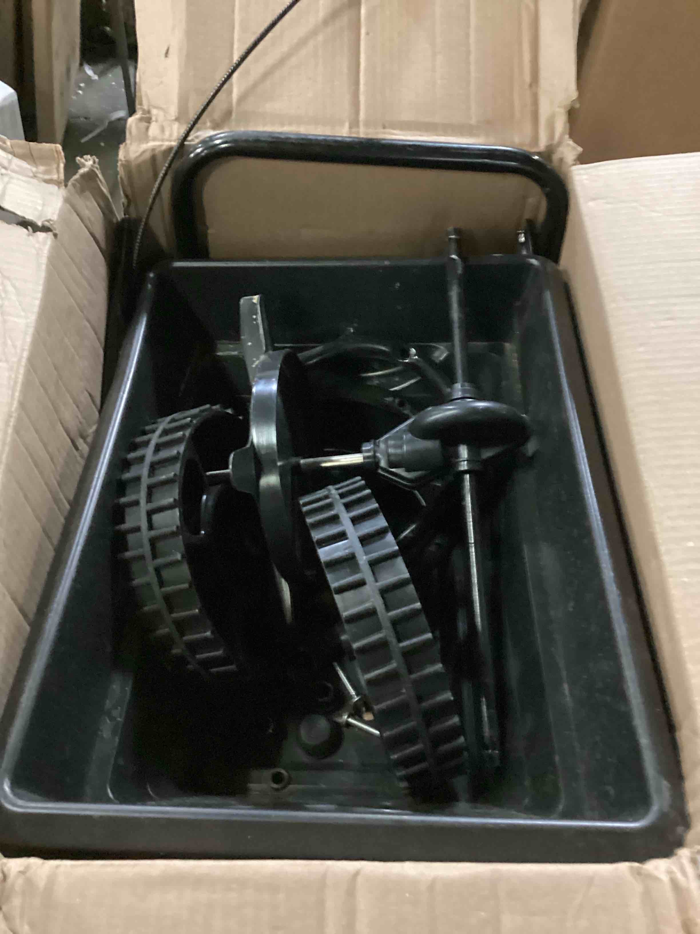 https://s3.amazonaws.com/lotting-images-prod/bidfta/ORG5732346_1716293550336.jpeg