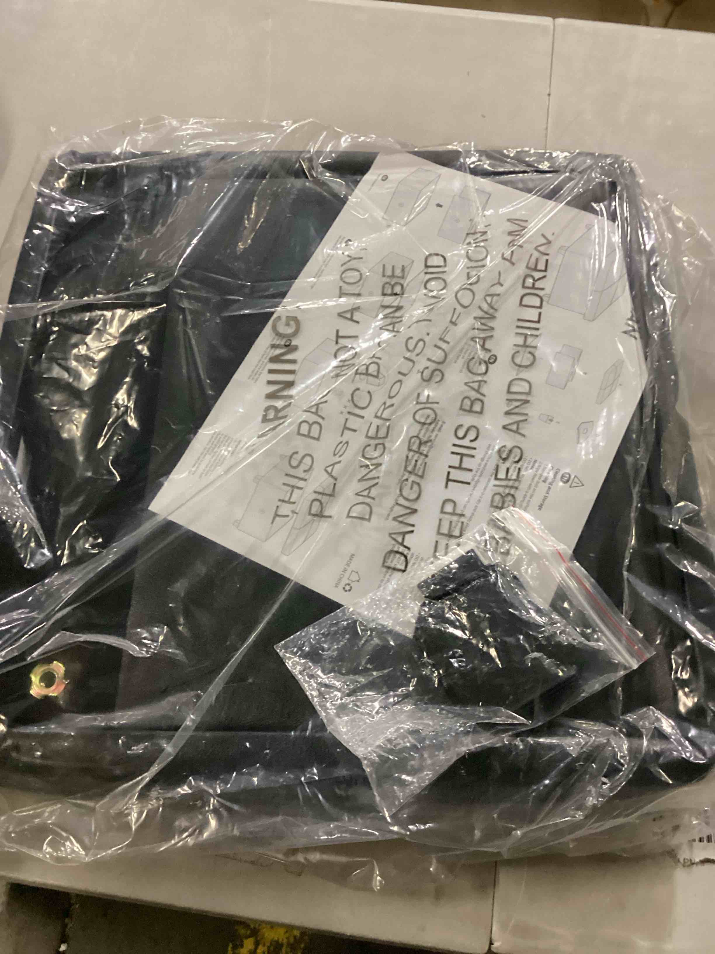 https://s3.amazonaws.com/lotting-images-prod/bidfta/ORG5732351_1716294658618.jpeg