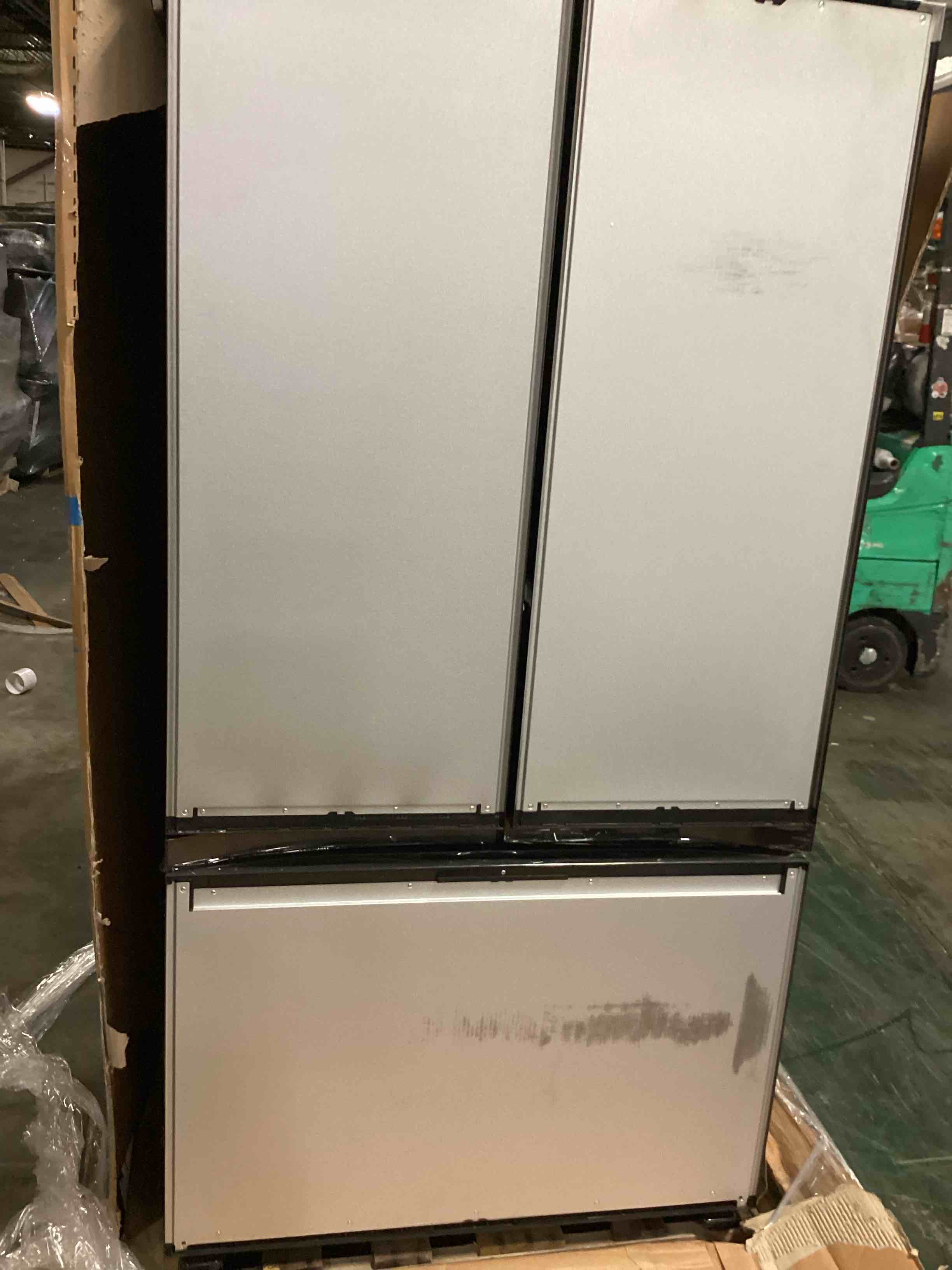 https://s3.amazonaws.com/lotting-images-prod/bidfta/ORG5734900_1722354544618.jpeg