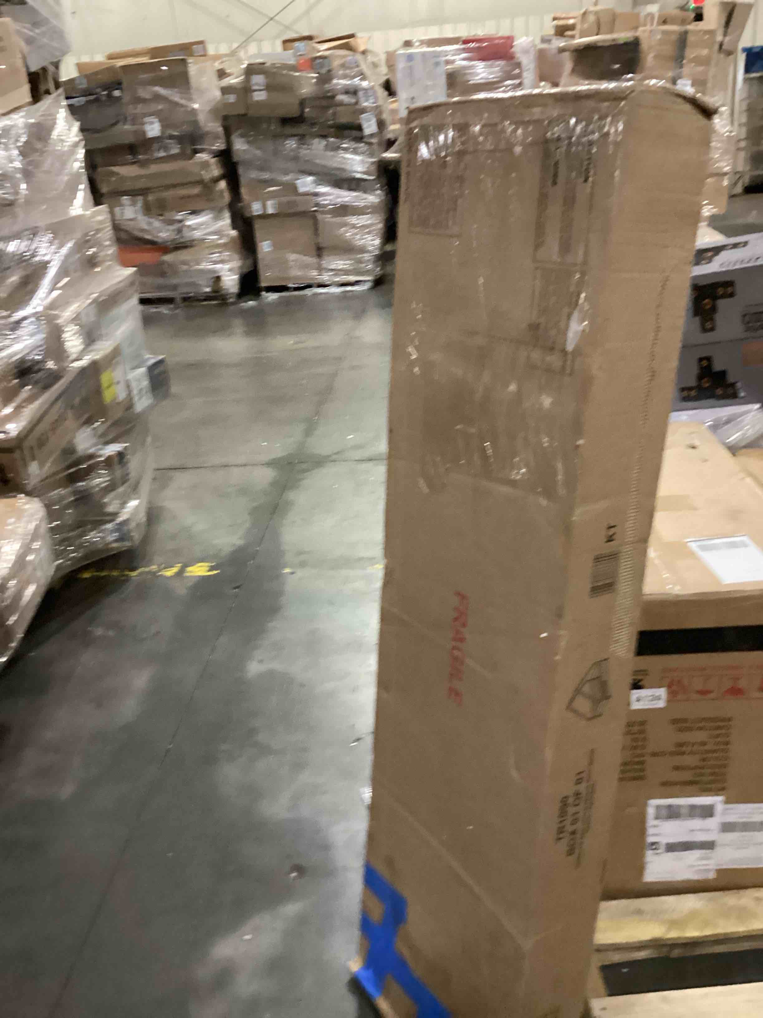 https://s3.amazonaws.com/lotting-images-prod/bidfta/ORG5735372_1716549833139.jpeg